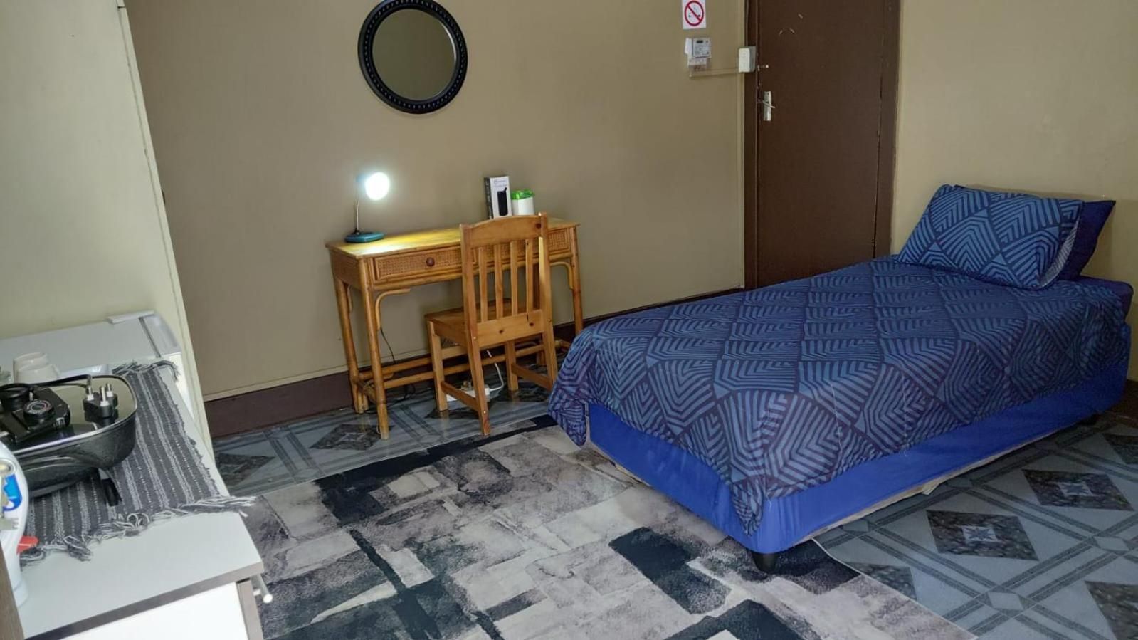 Double Room with Shared Bathroom