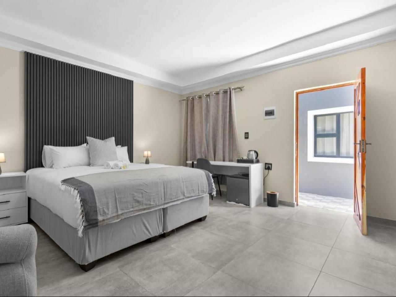 Executive King Room