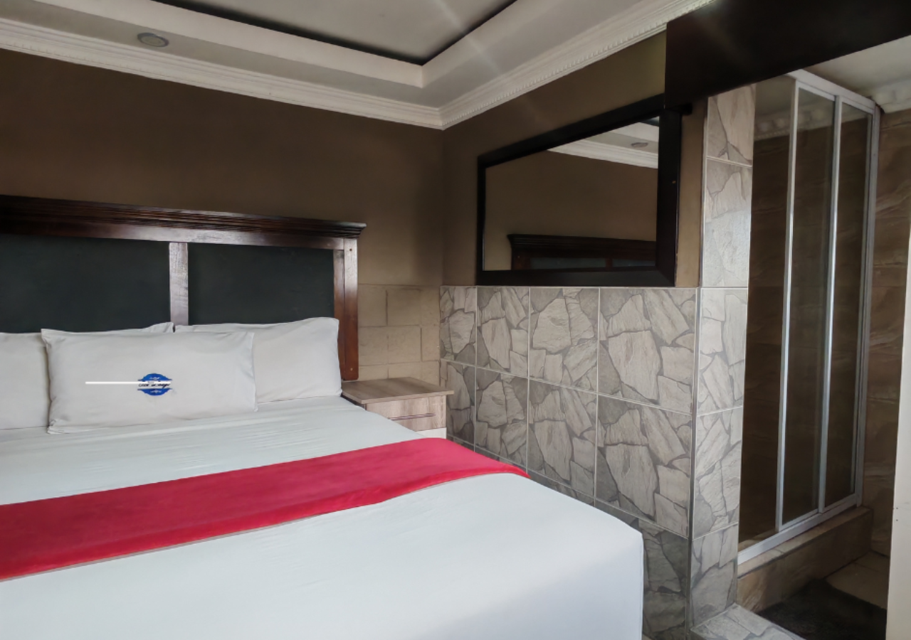 Olu Guest Lodge Standard Room 2