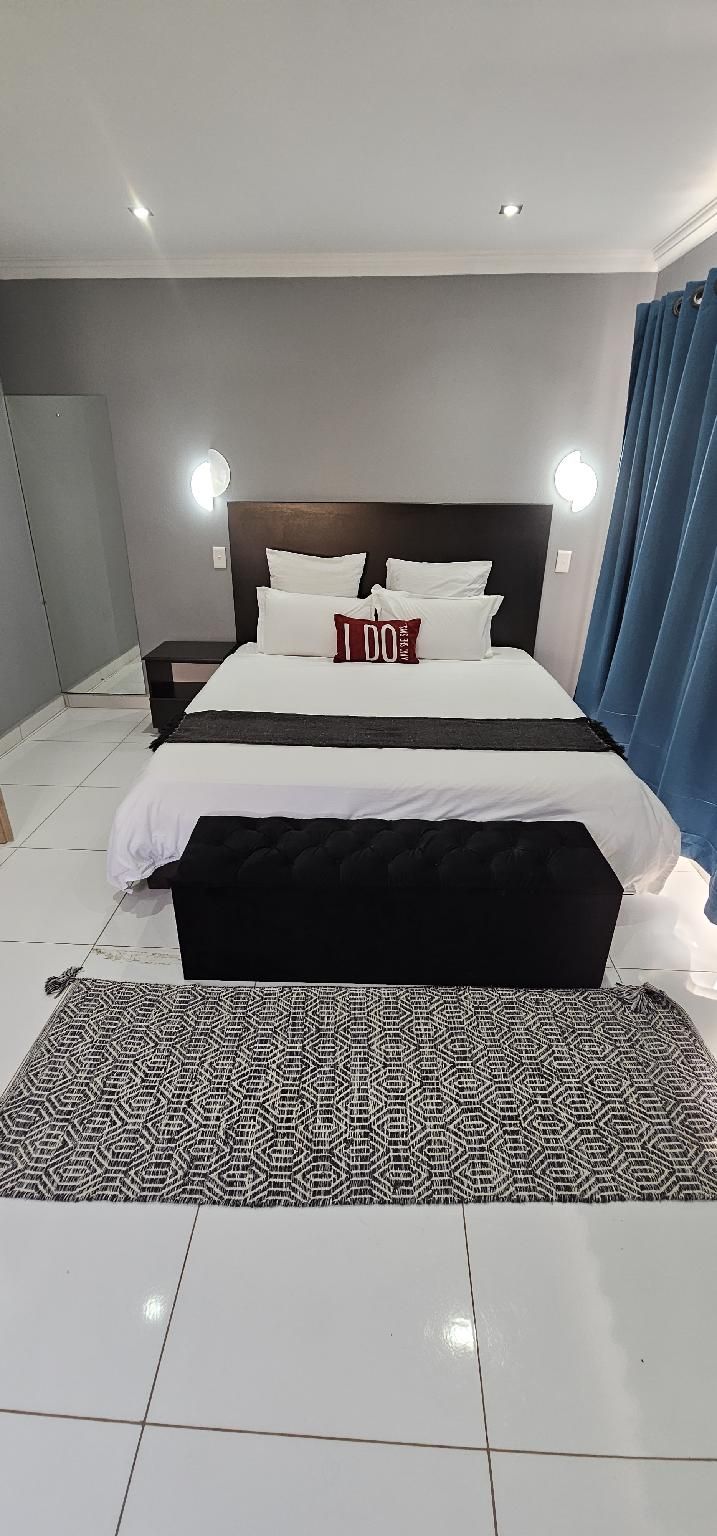 Grand Twin Room