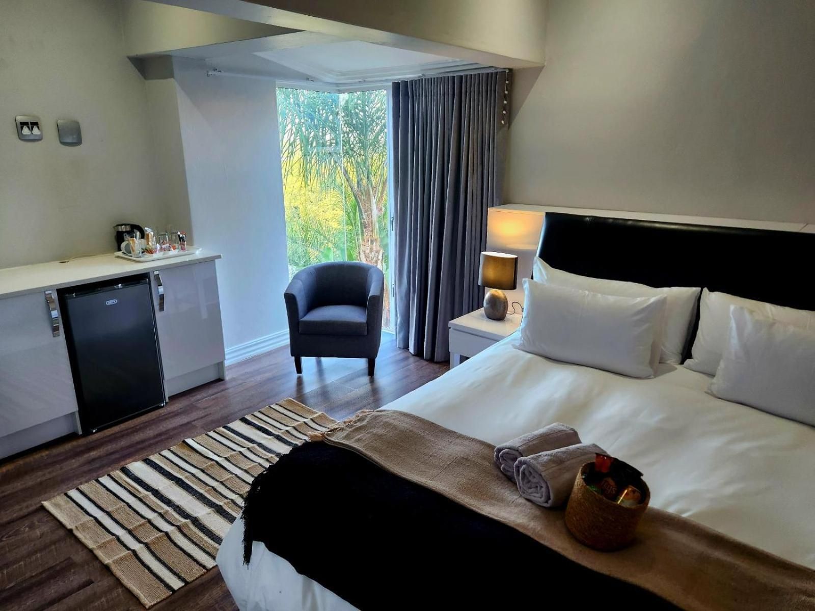 Executive King Room