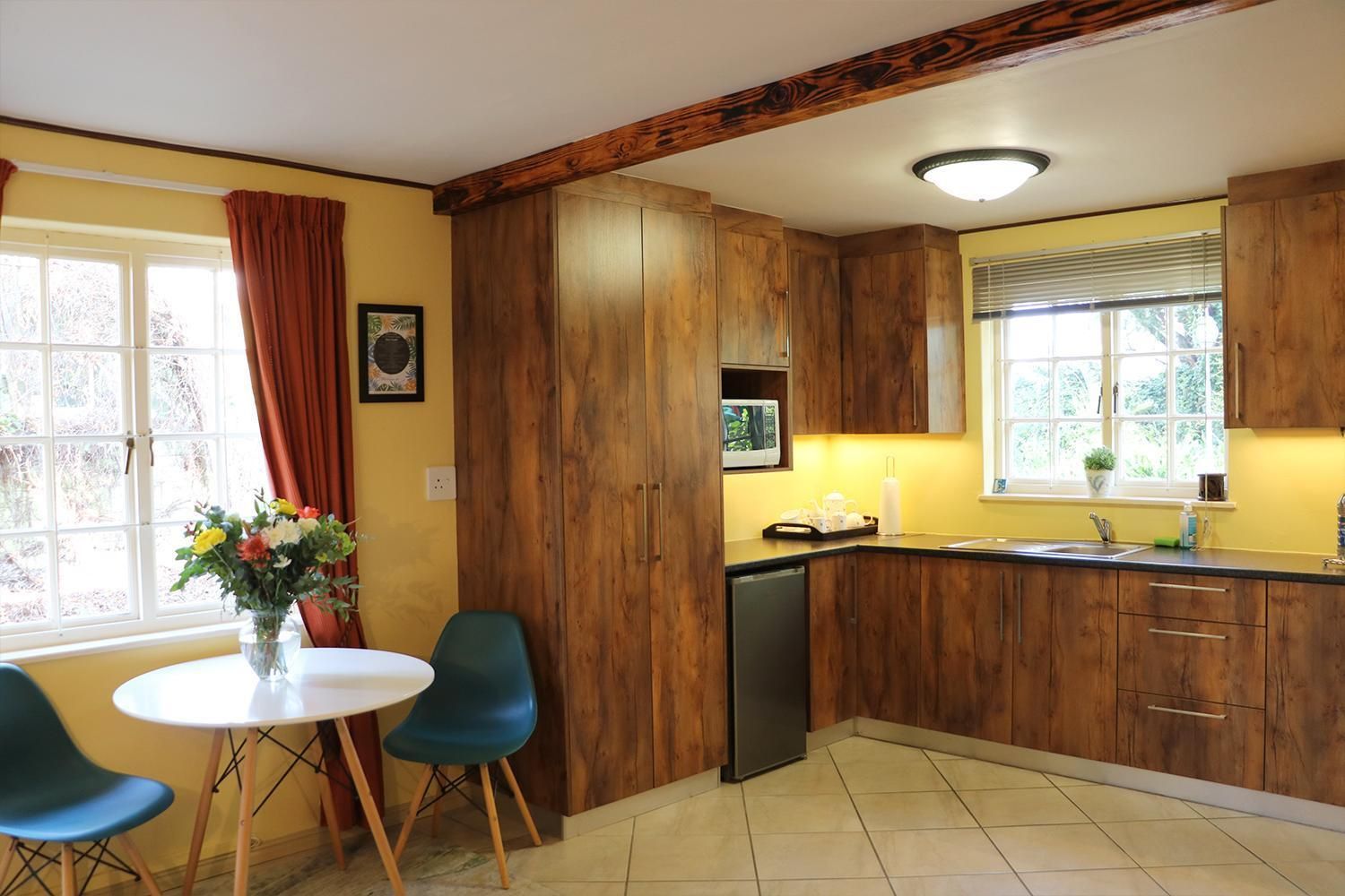 Queen Room with Garden View