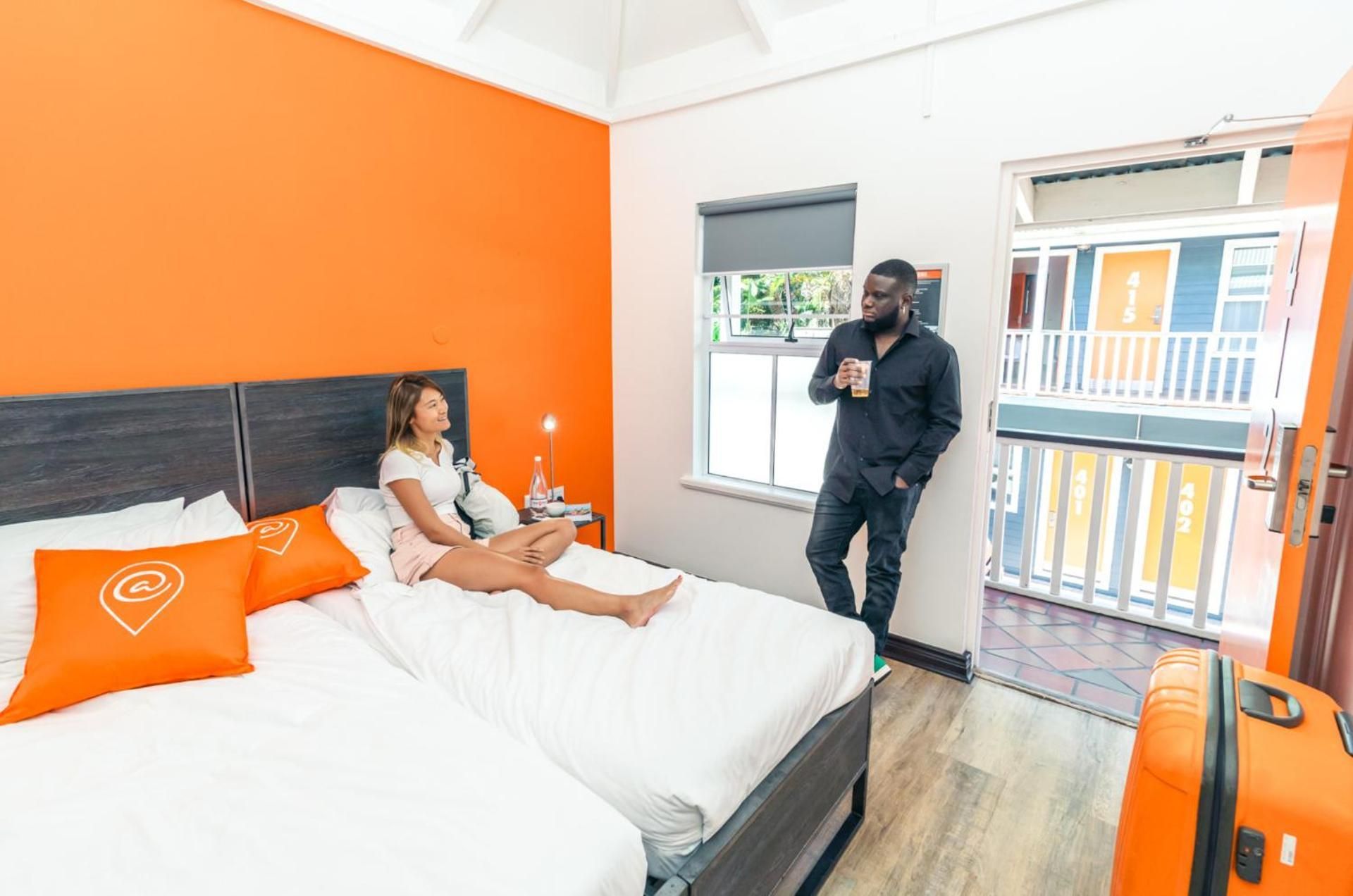 Twin Beds, Private Room (En-Suite Bathroom)