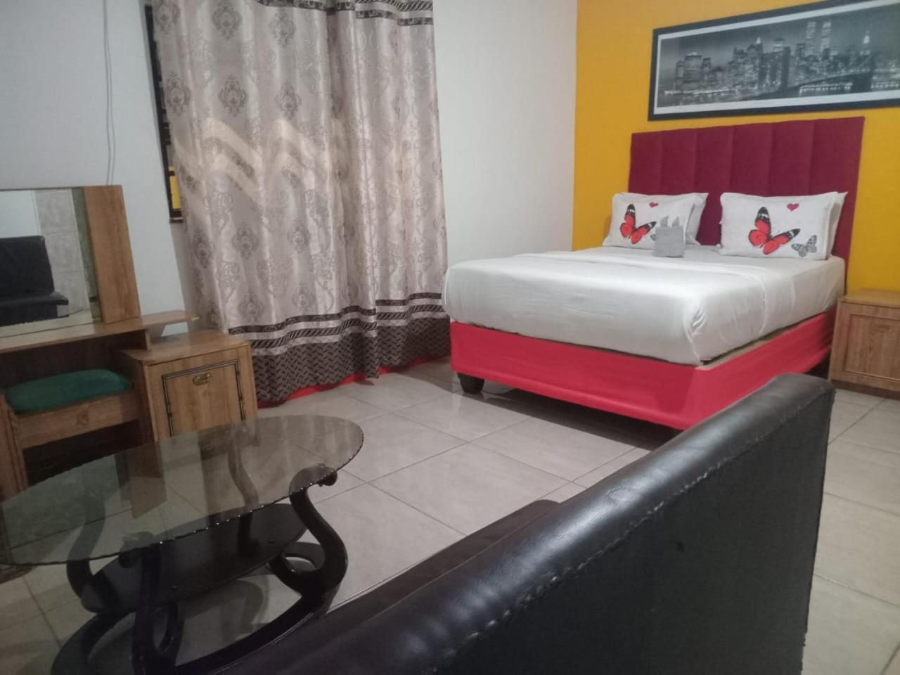 Large Double Room