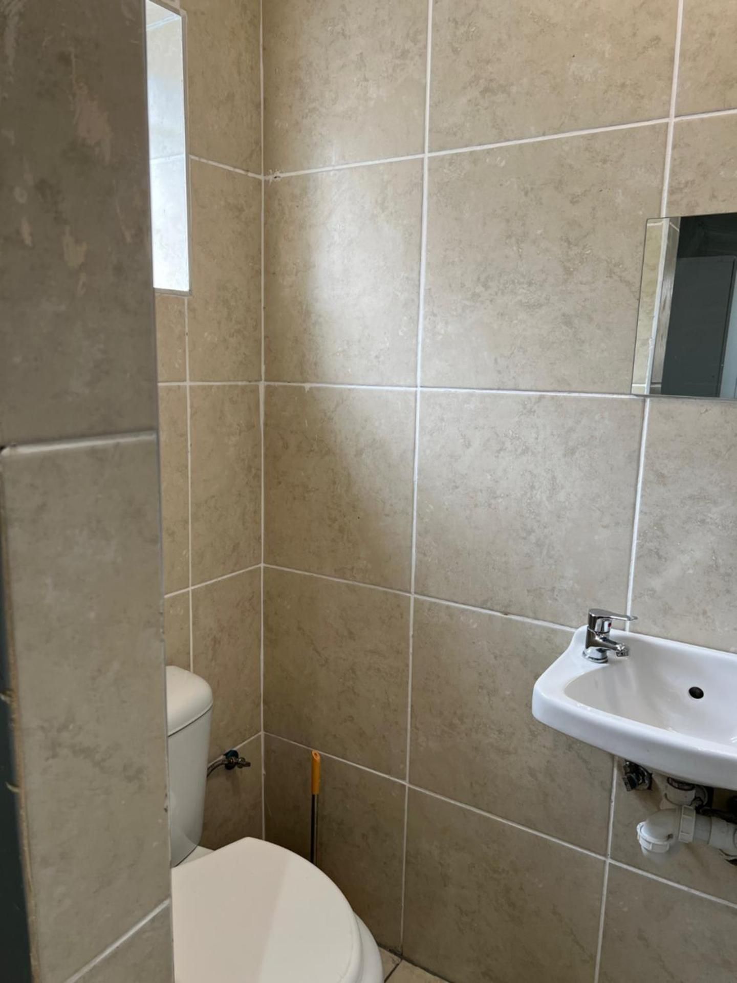 Oakdale-Bellville Backpackers Twin Room with Private Bathroom