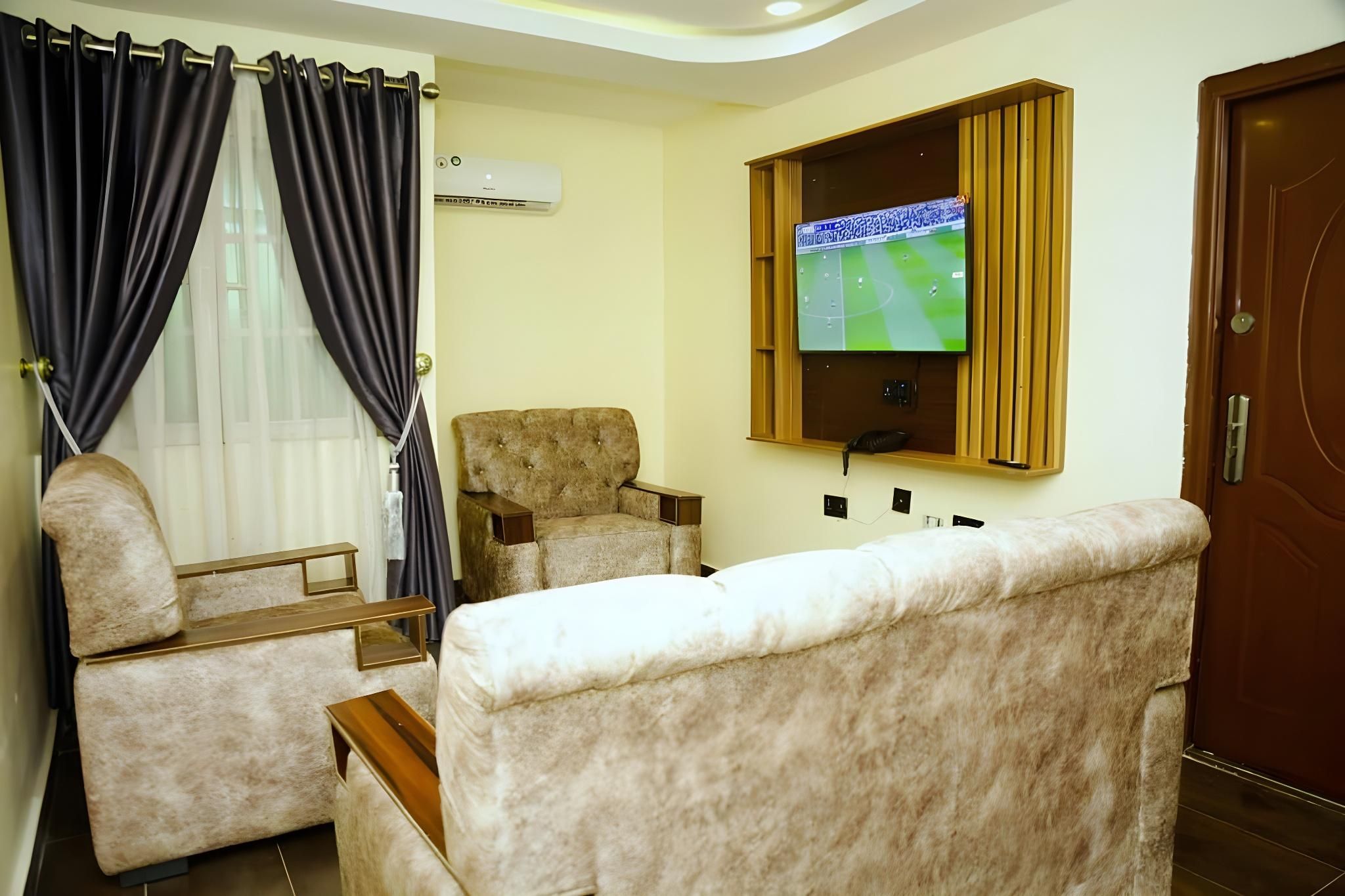 1 Bedroom Junior Suite