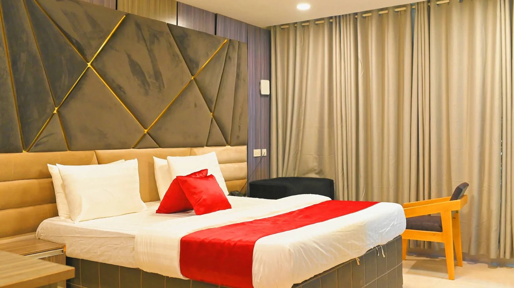 Executive Room