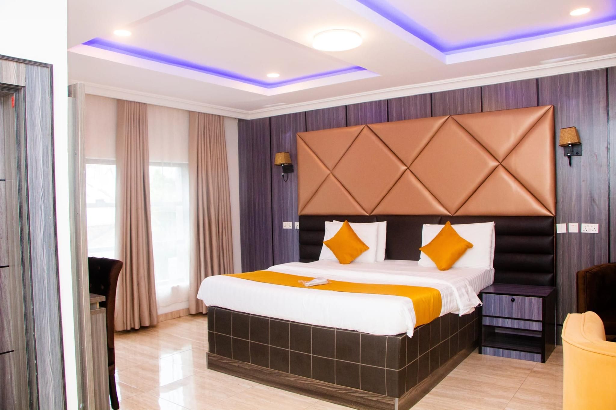 Super Executive Room 