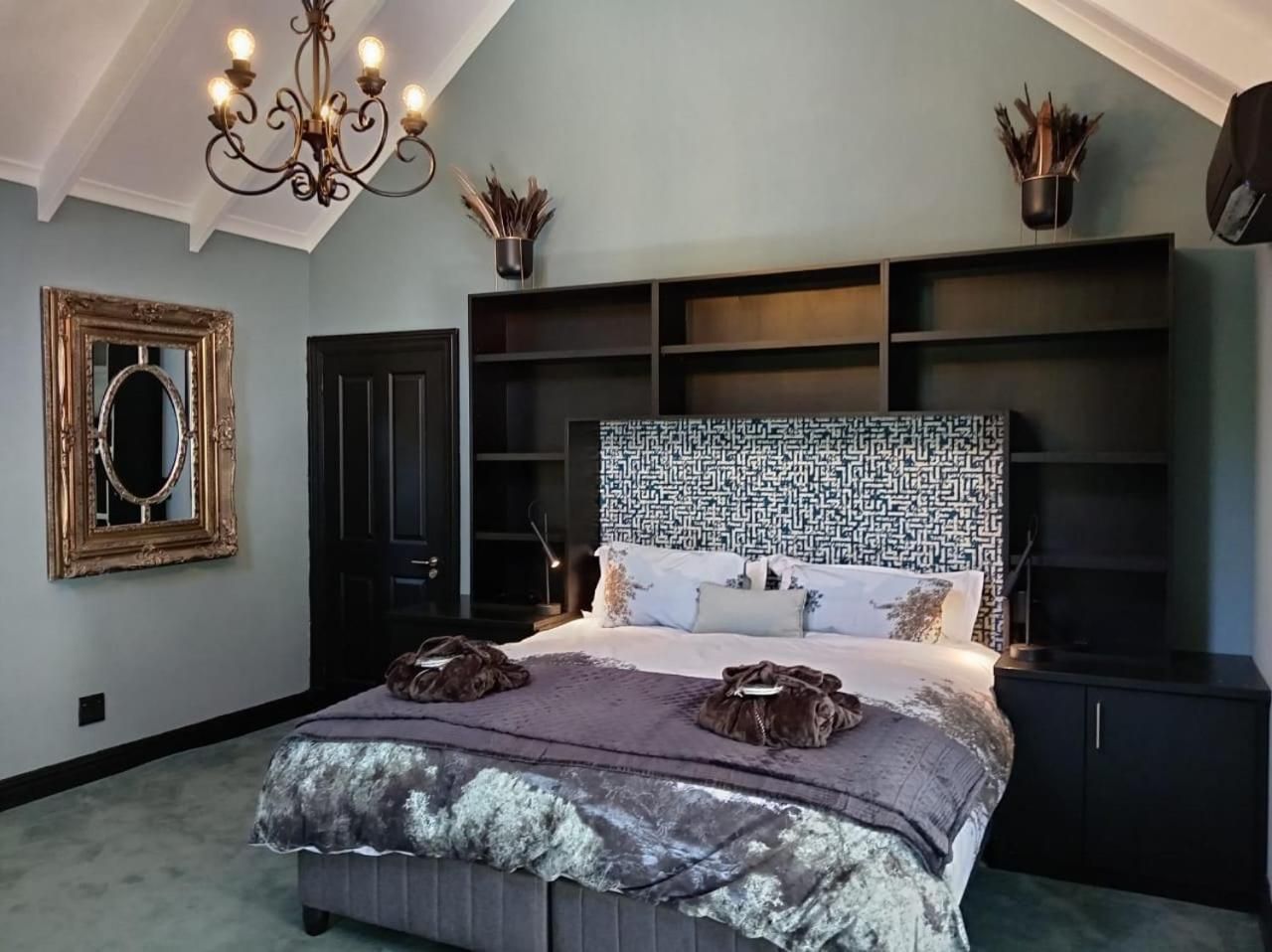 Premier King Room