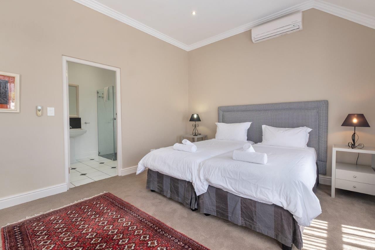 2 Bedroom Deluxe Suite