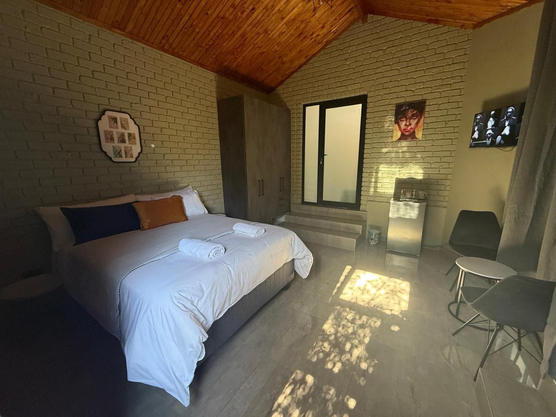 Double Room with Pool View
