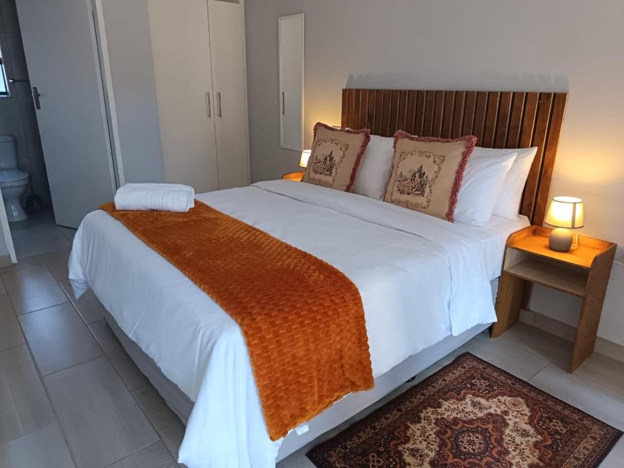 Queen Room