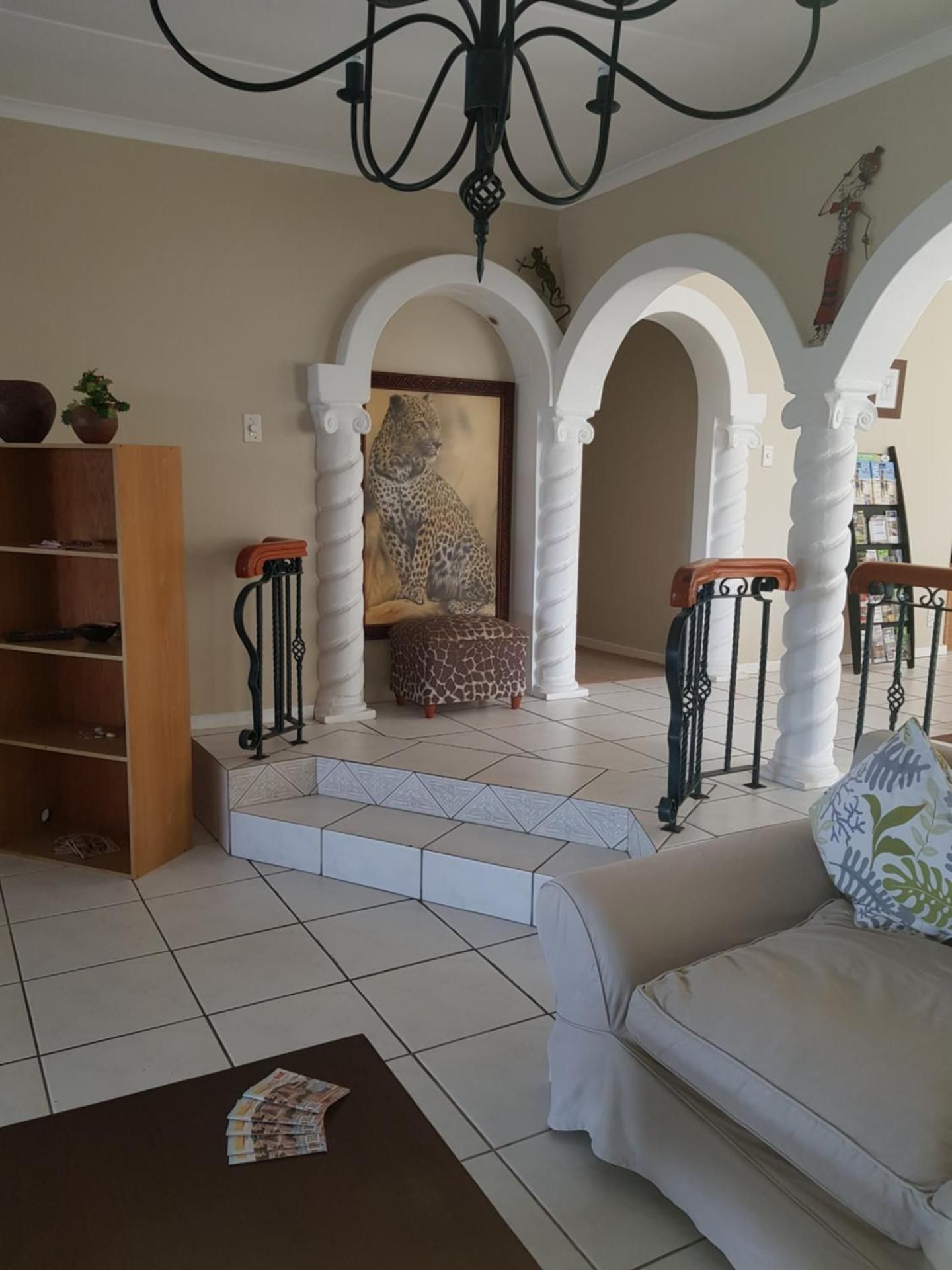 Family Room with Garden View