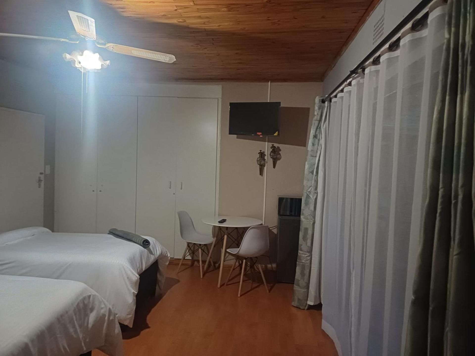 Triple Room with Bath