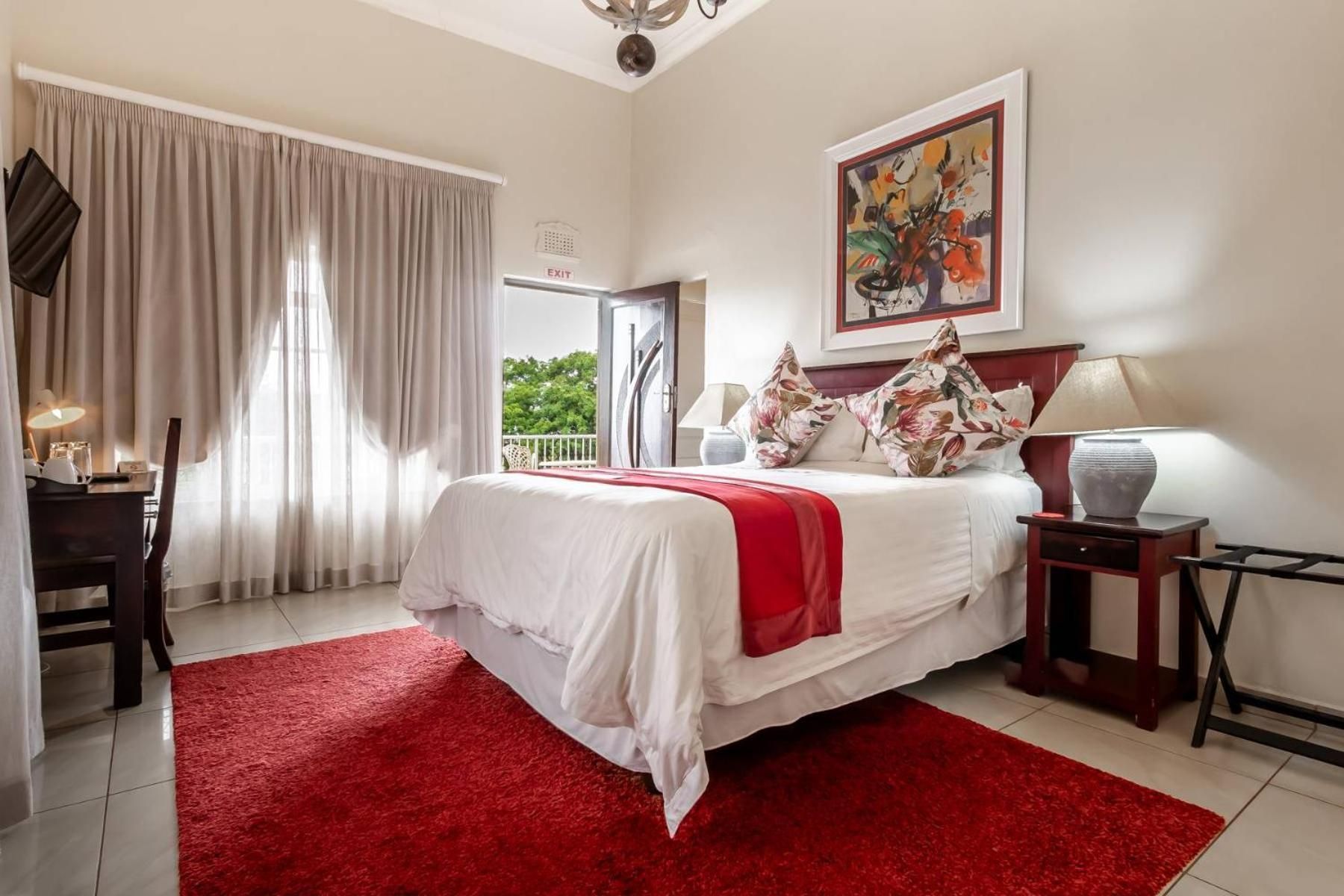 Deluxe Double Bedroom