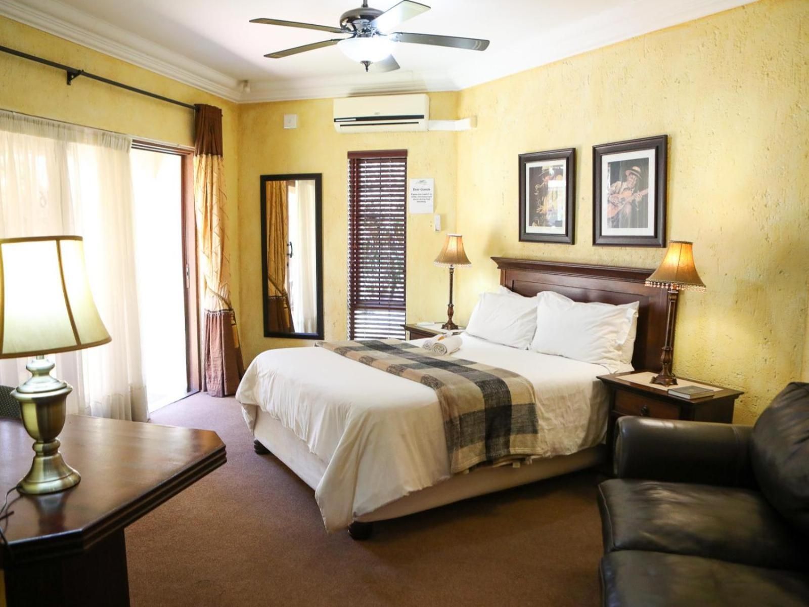 Comfort Queen Room