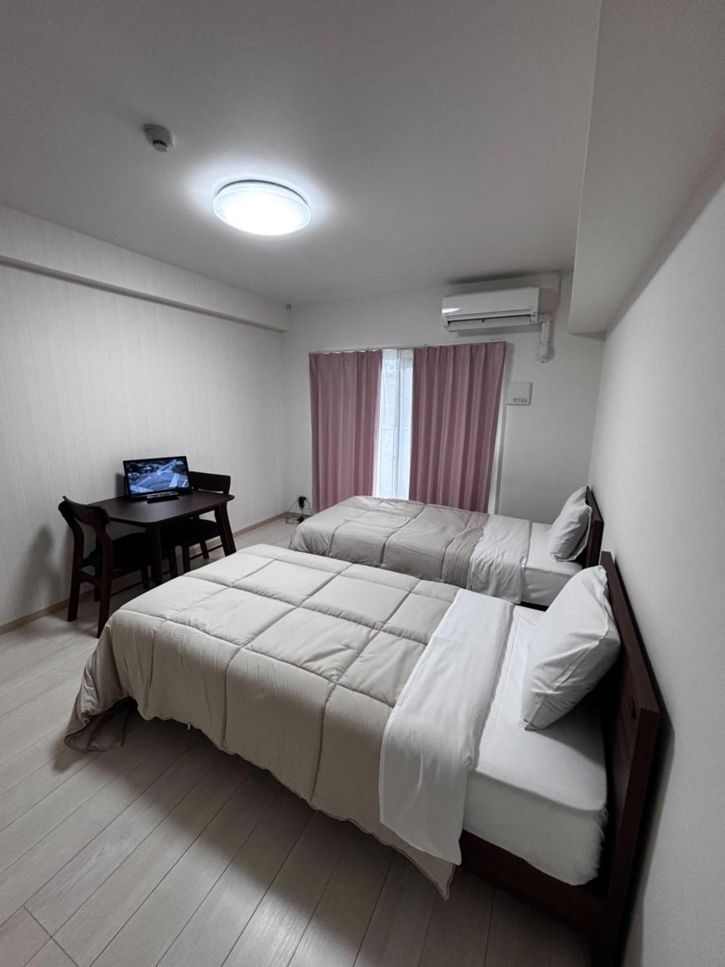 U&T V-Five Room-505