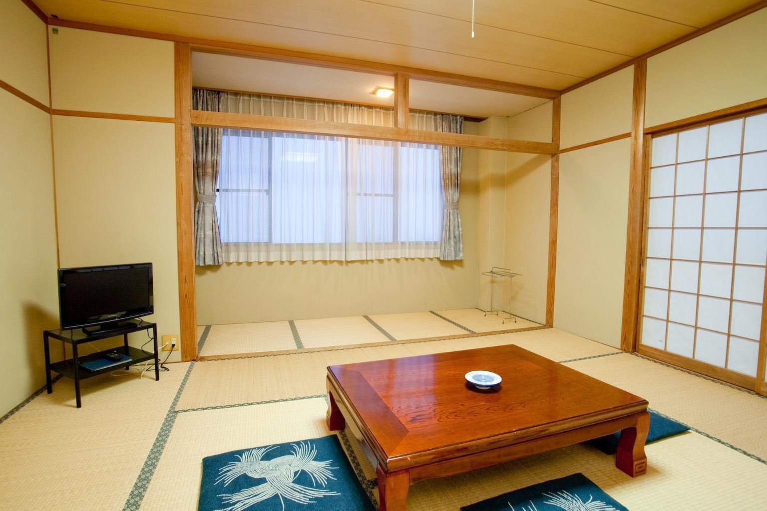 Standard Japanese Style Shared Bath Room