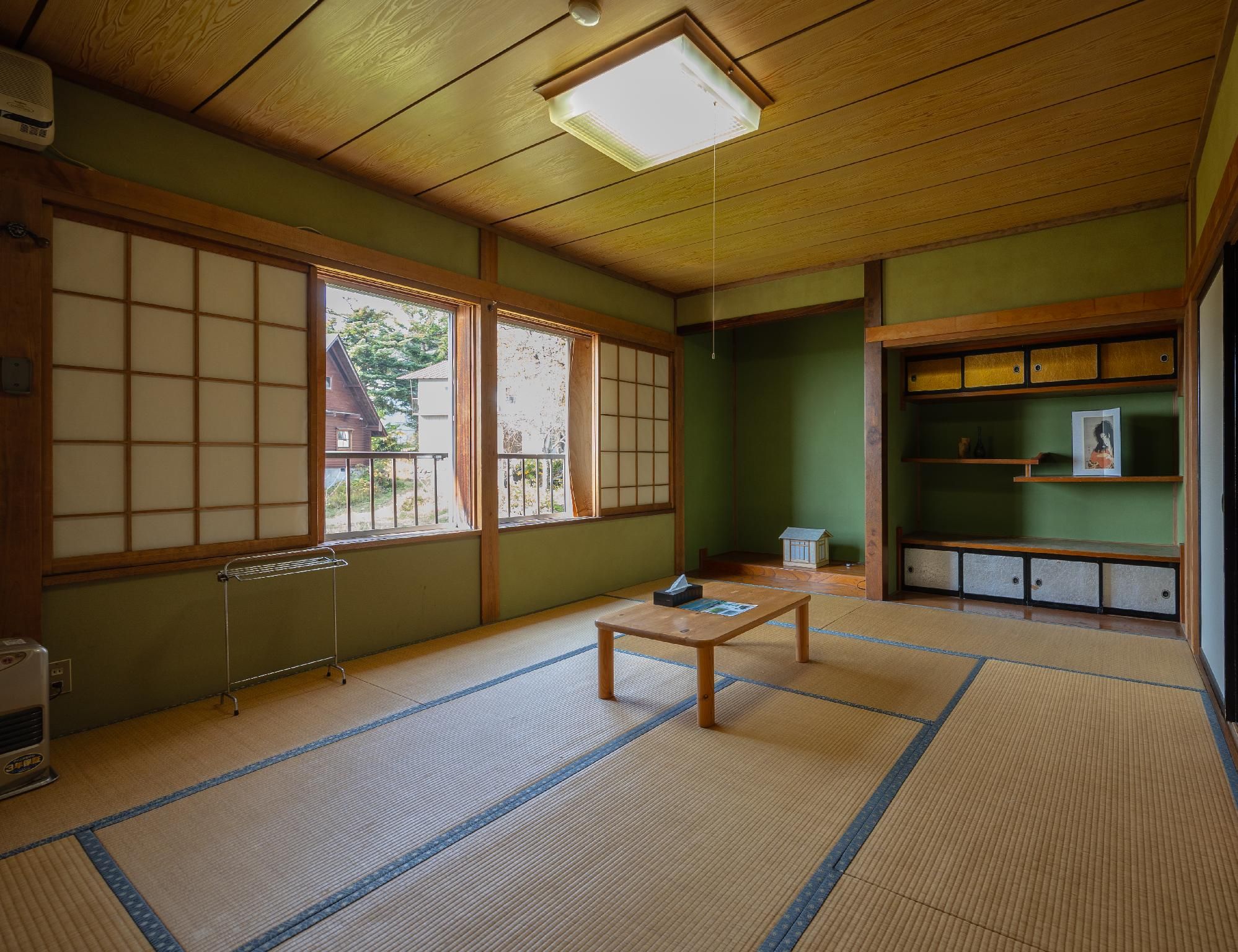 (WINGS) Japanese-Style Room with Mountain View - Non-Smoking