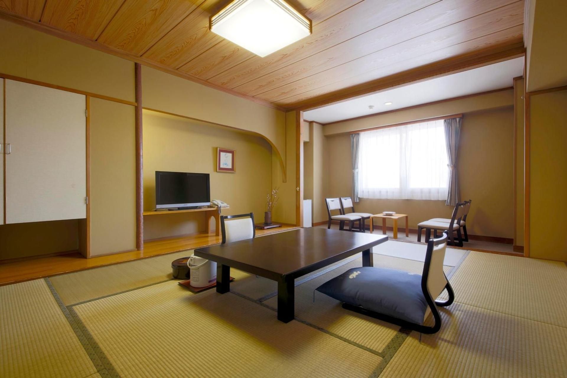 Japanese-Style Twin Room