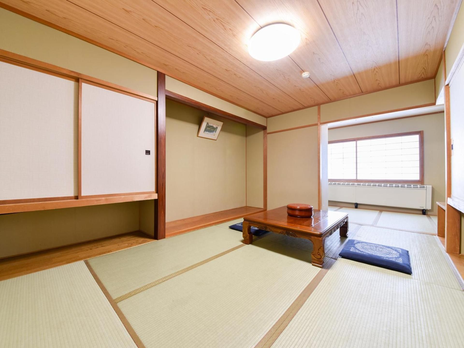 Japanese-Style Room