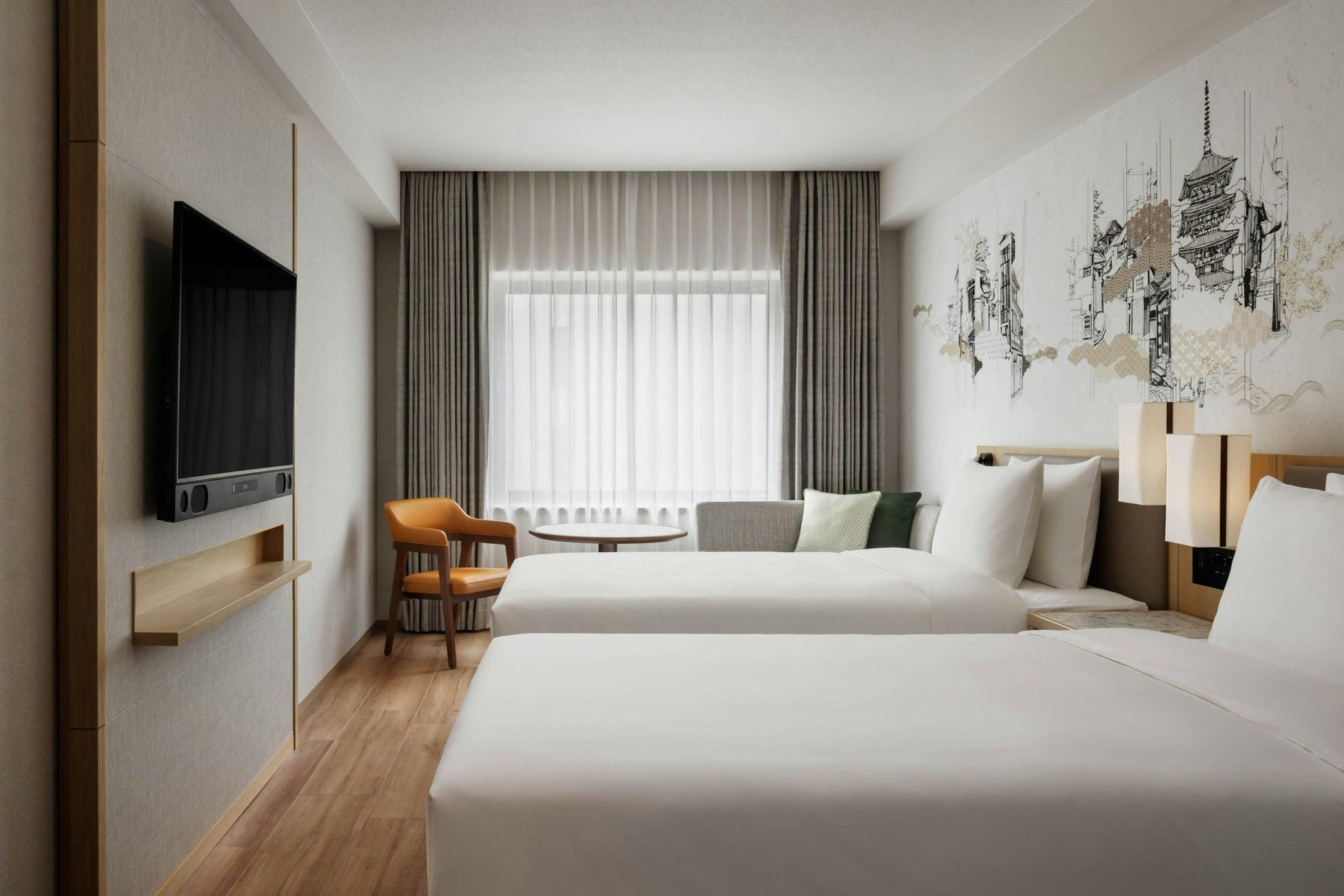 Larger Guest Room, Guest Room, 2 Double