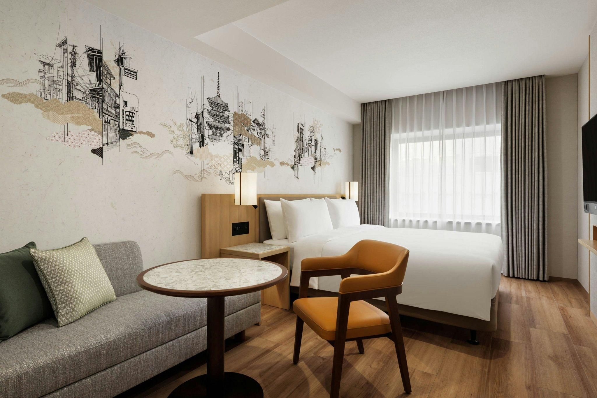 Larger Guest Room, Guest Room, 1 King