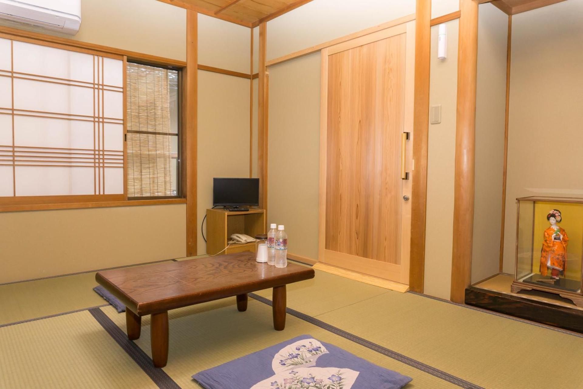 Japanese-Style Twin Room