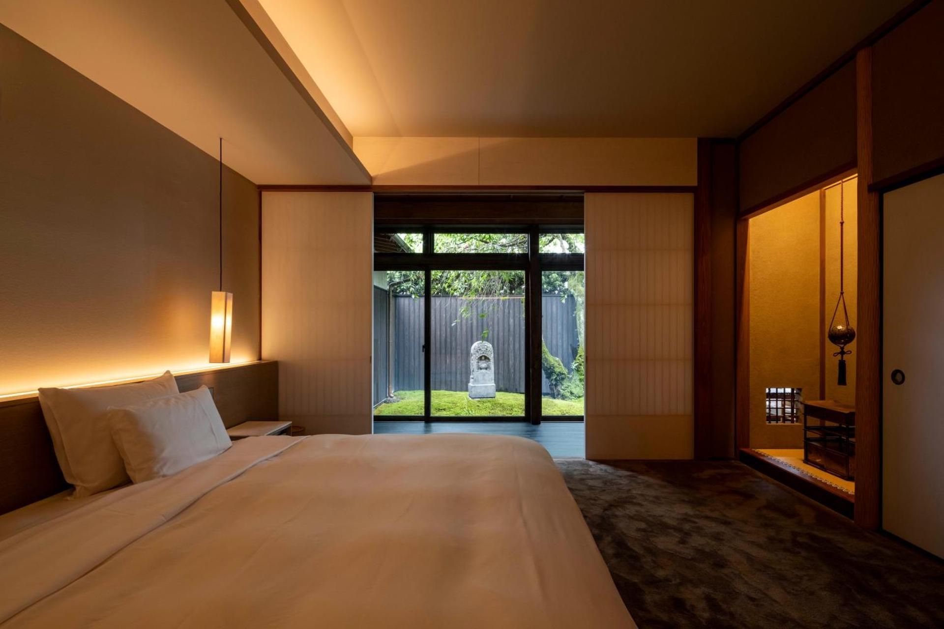Twin Room with Balcony