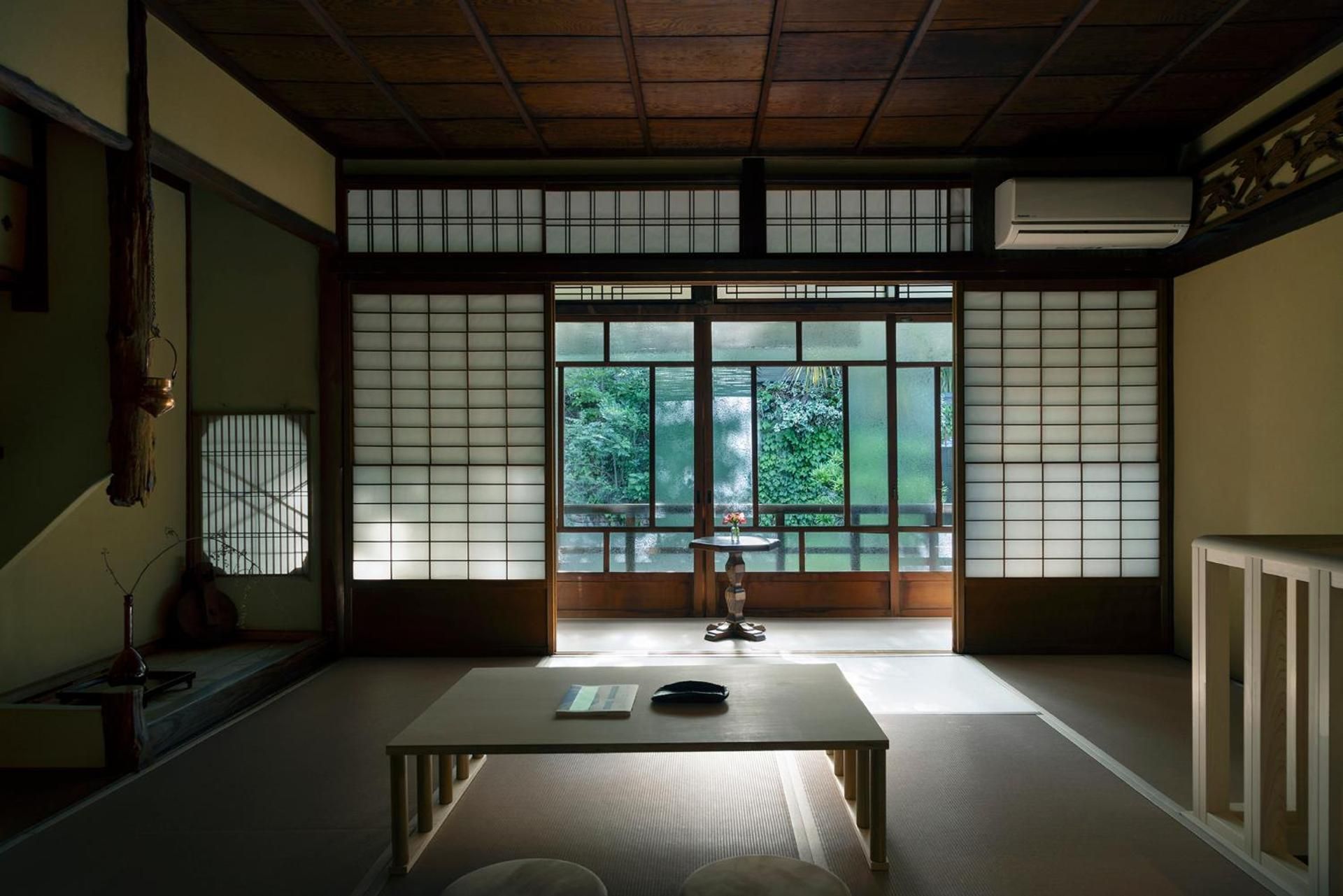 Japanese-Style Room