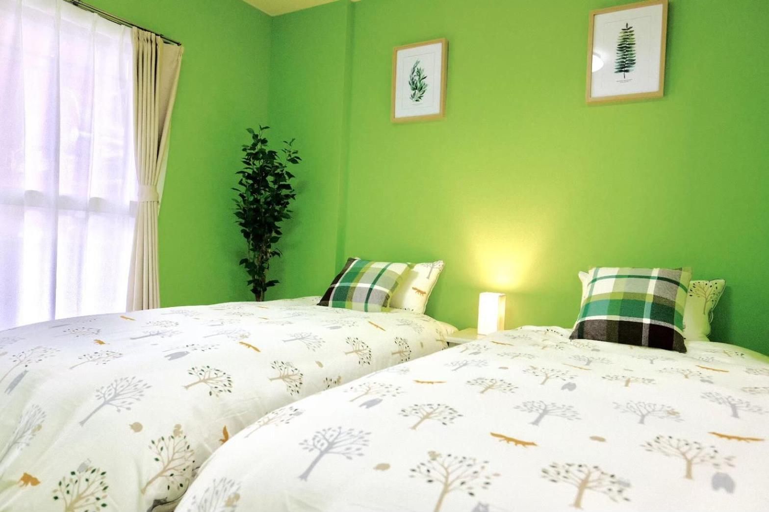 Non-Smoking Club Superior Twin