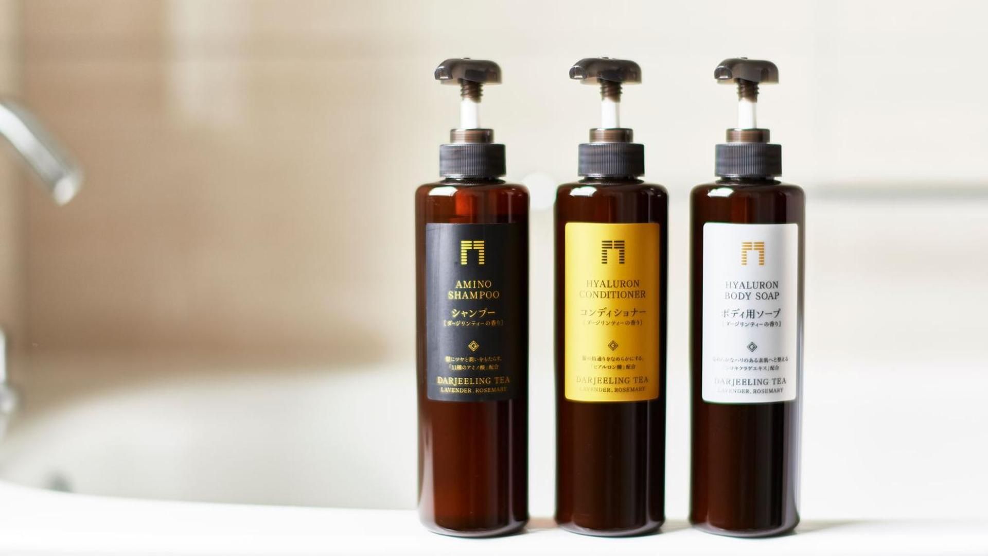 Deluxe Corner Twin Room - Non-Smoking