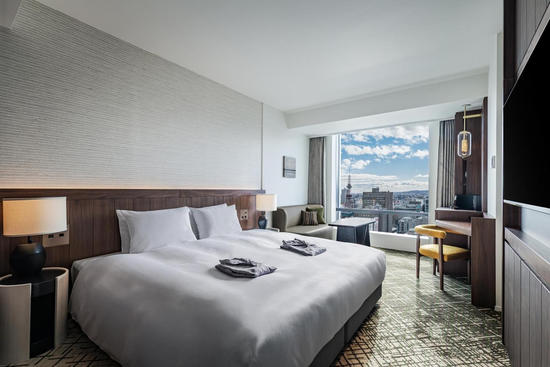 Deluxe King Room - Non-Smoking