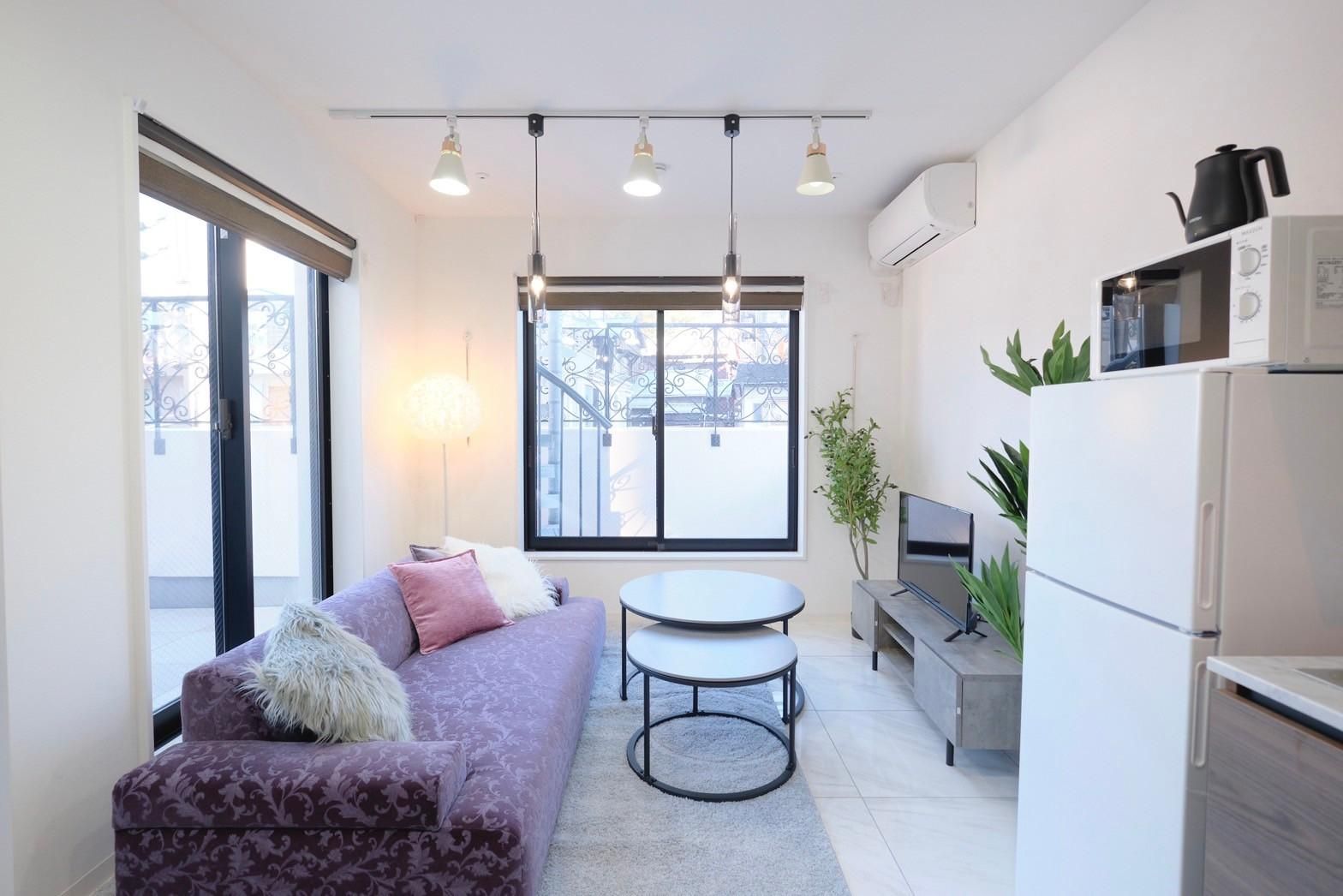 301-303/Two private rooms available/Non-Smoking/6ppl
