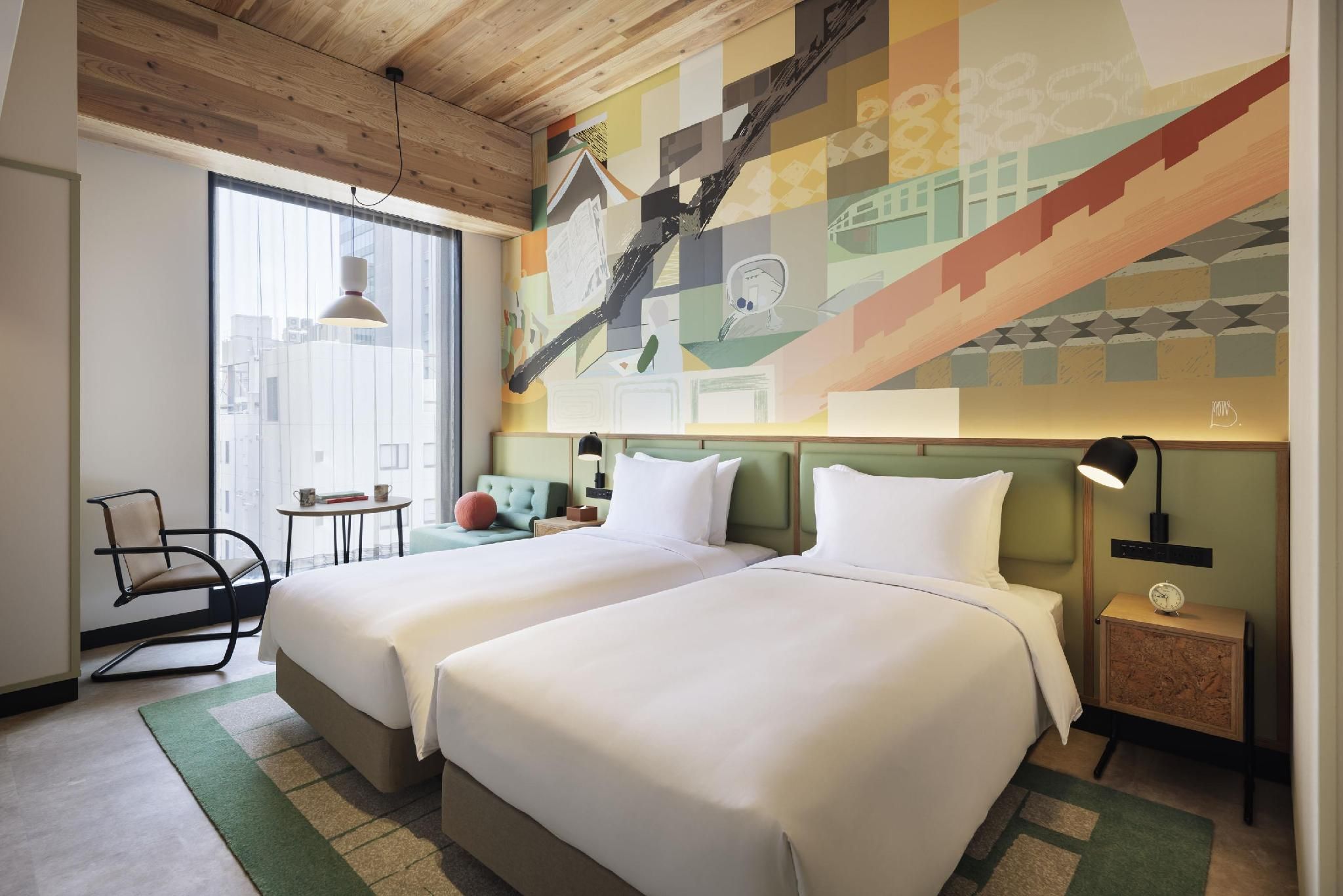 2 Twin Beds