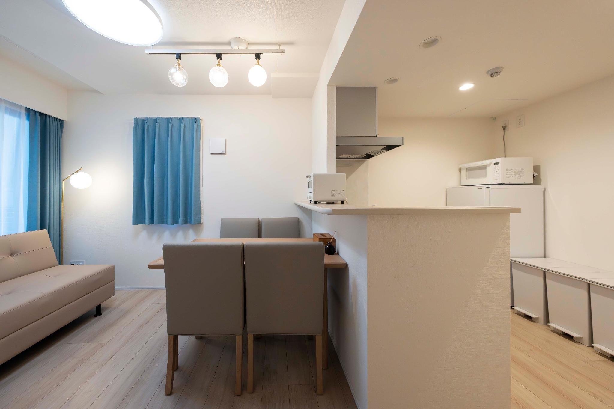  Silver Suite 