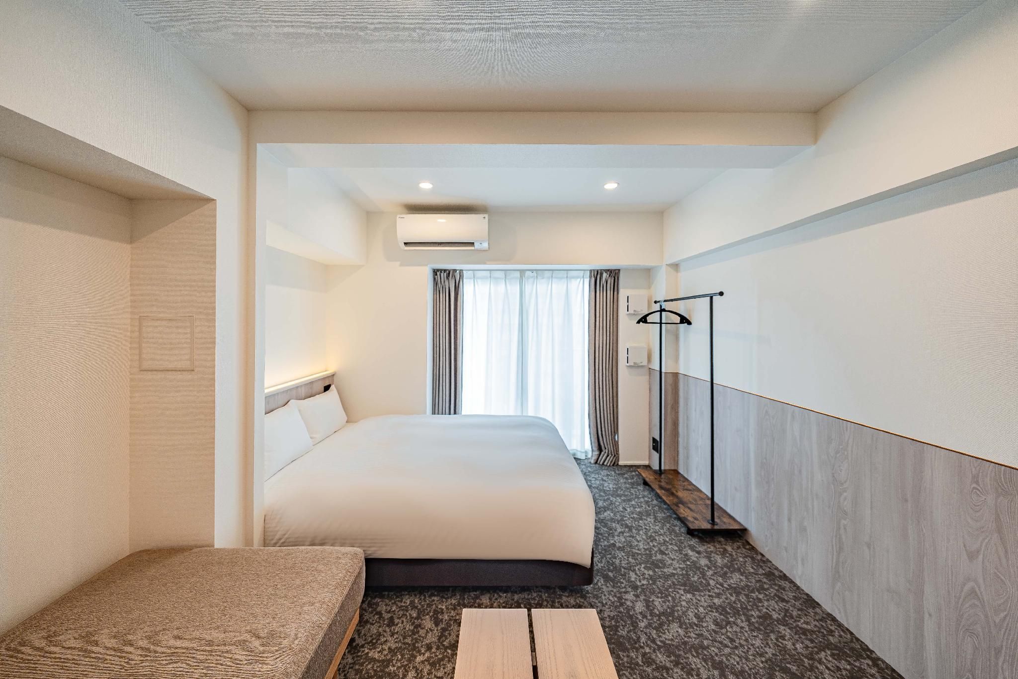 Deluxe Twin Room - C Type