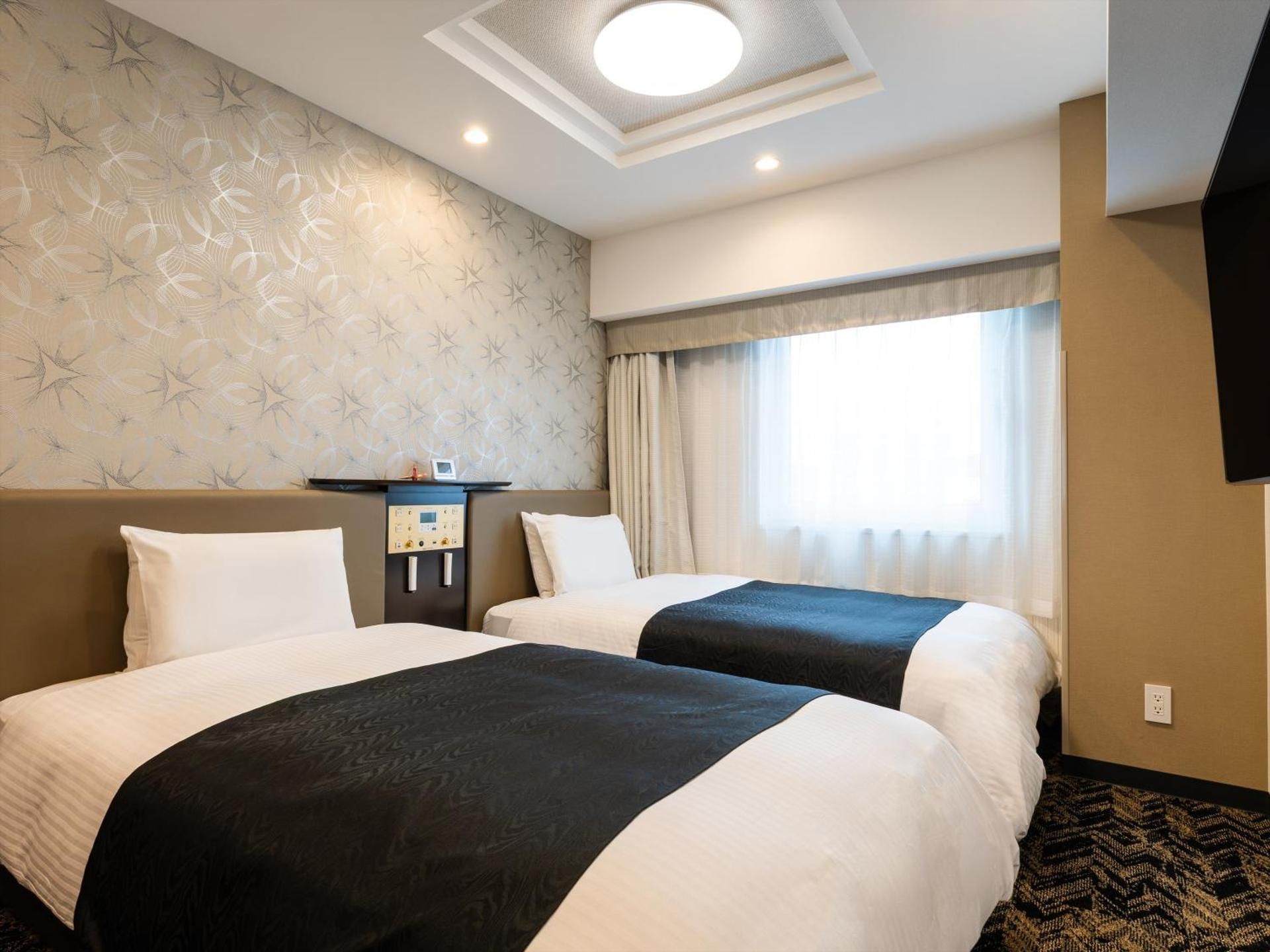 Twin Room - Non - Smoking