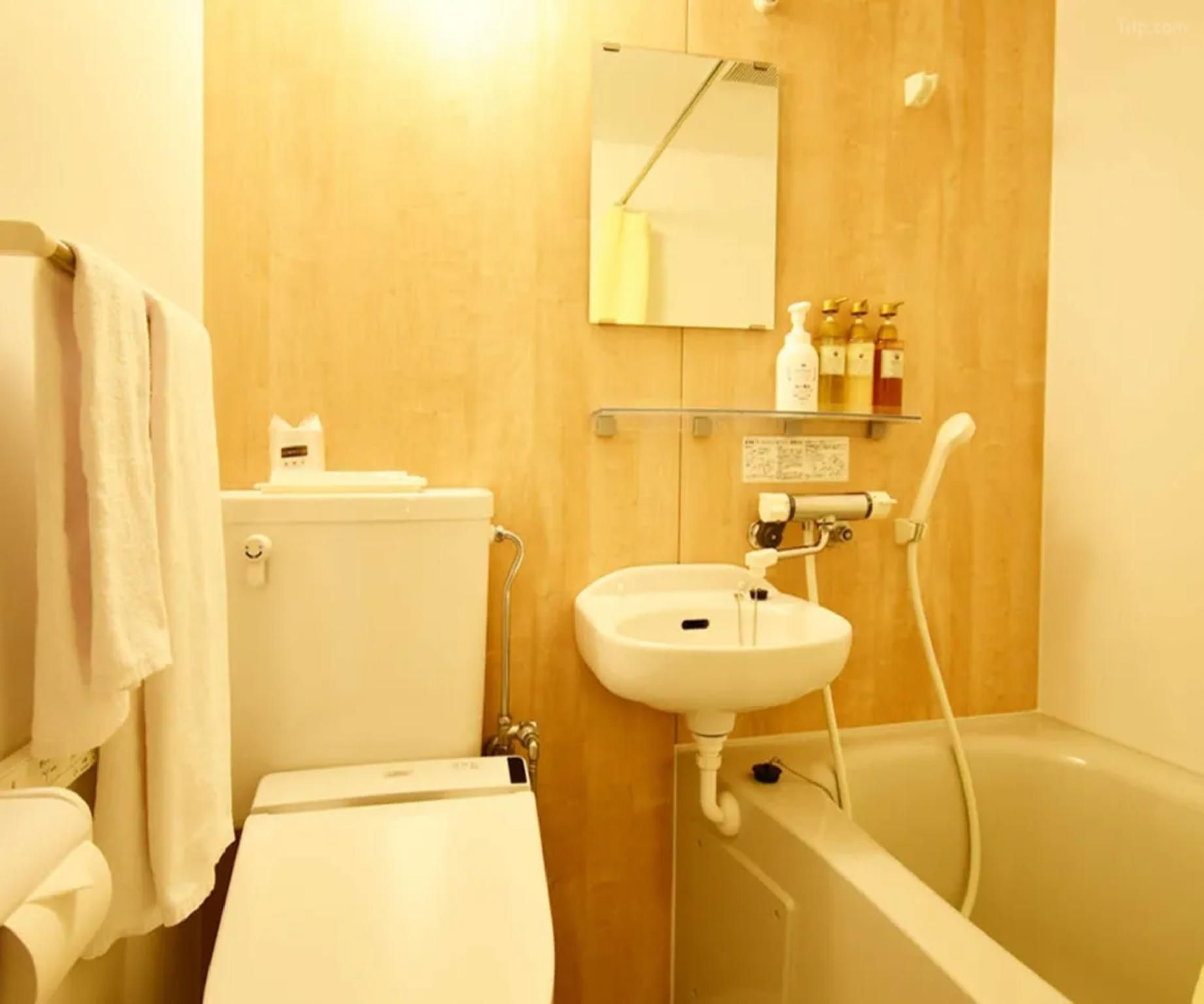 Non-smoking Single Room With Shower