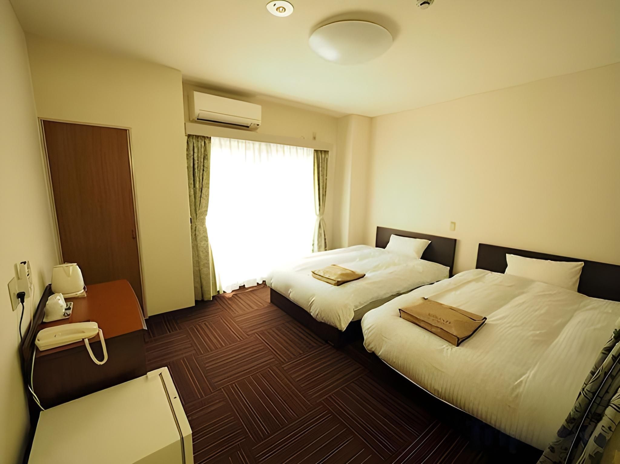 Single Room - Non-Smoking