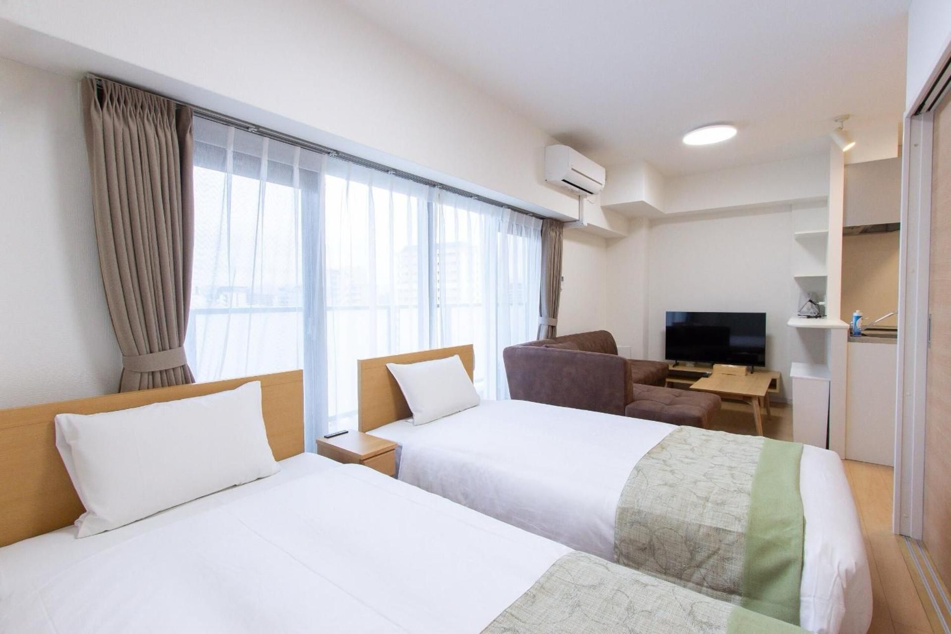 Superior One-Bedroom Apartment