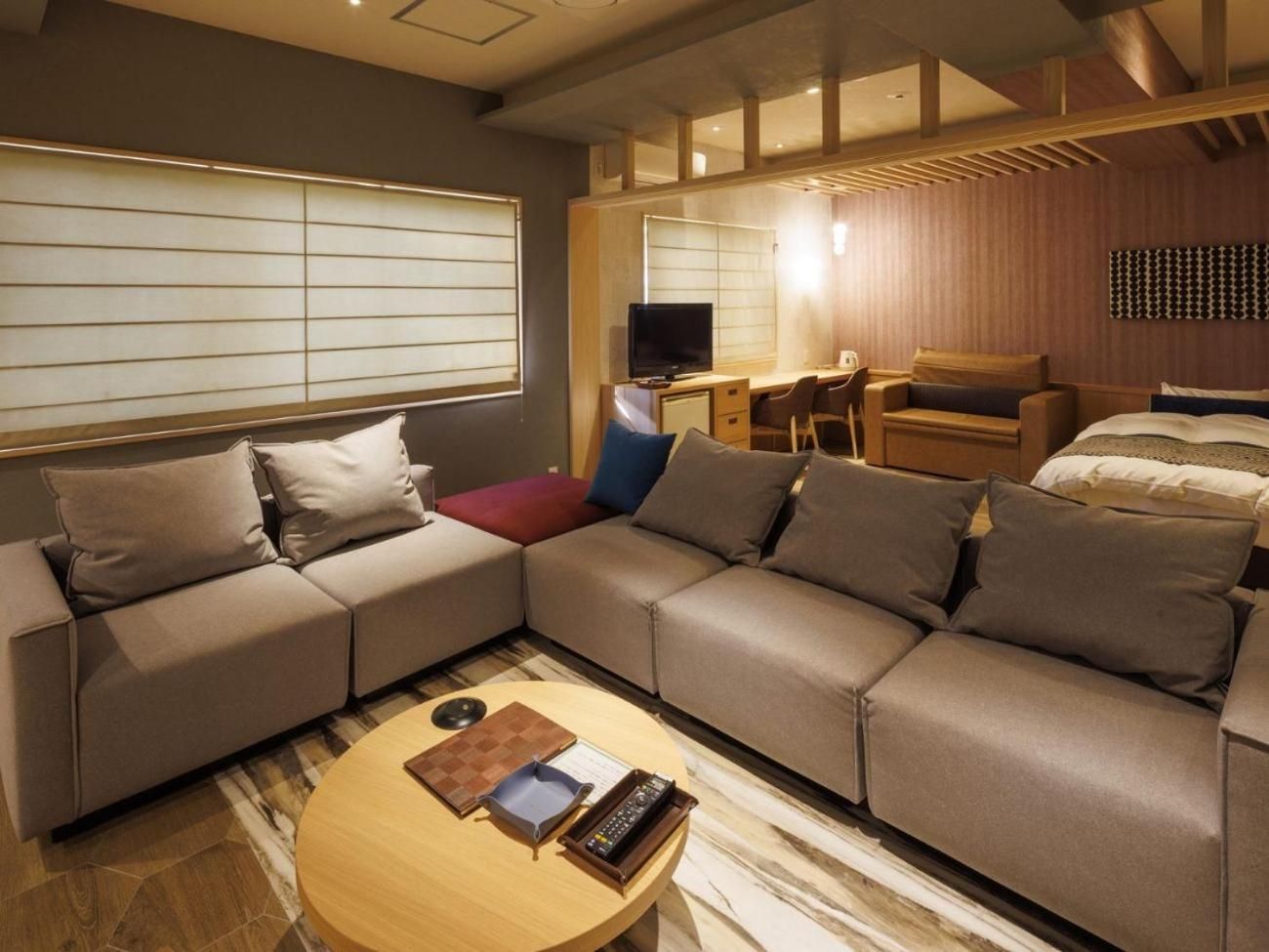 Japanese-Western Style Room with Ocean View “Namino-ne”