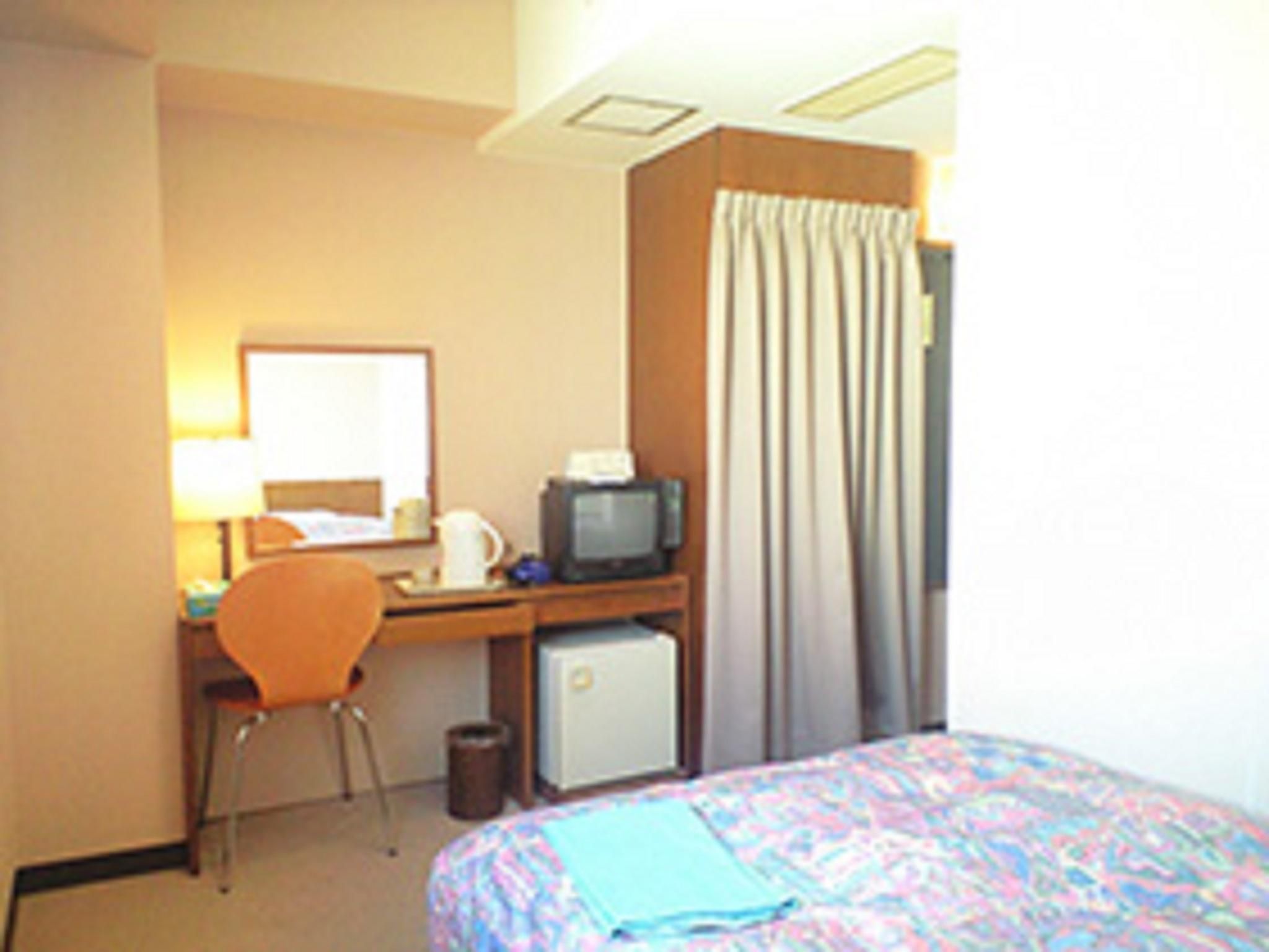Single Room - Non-Smoking