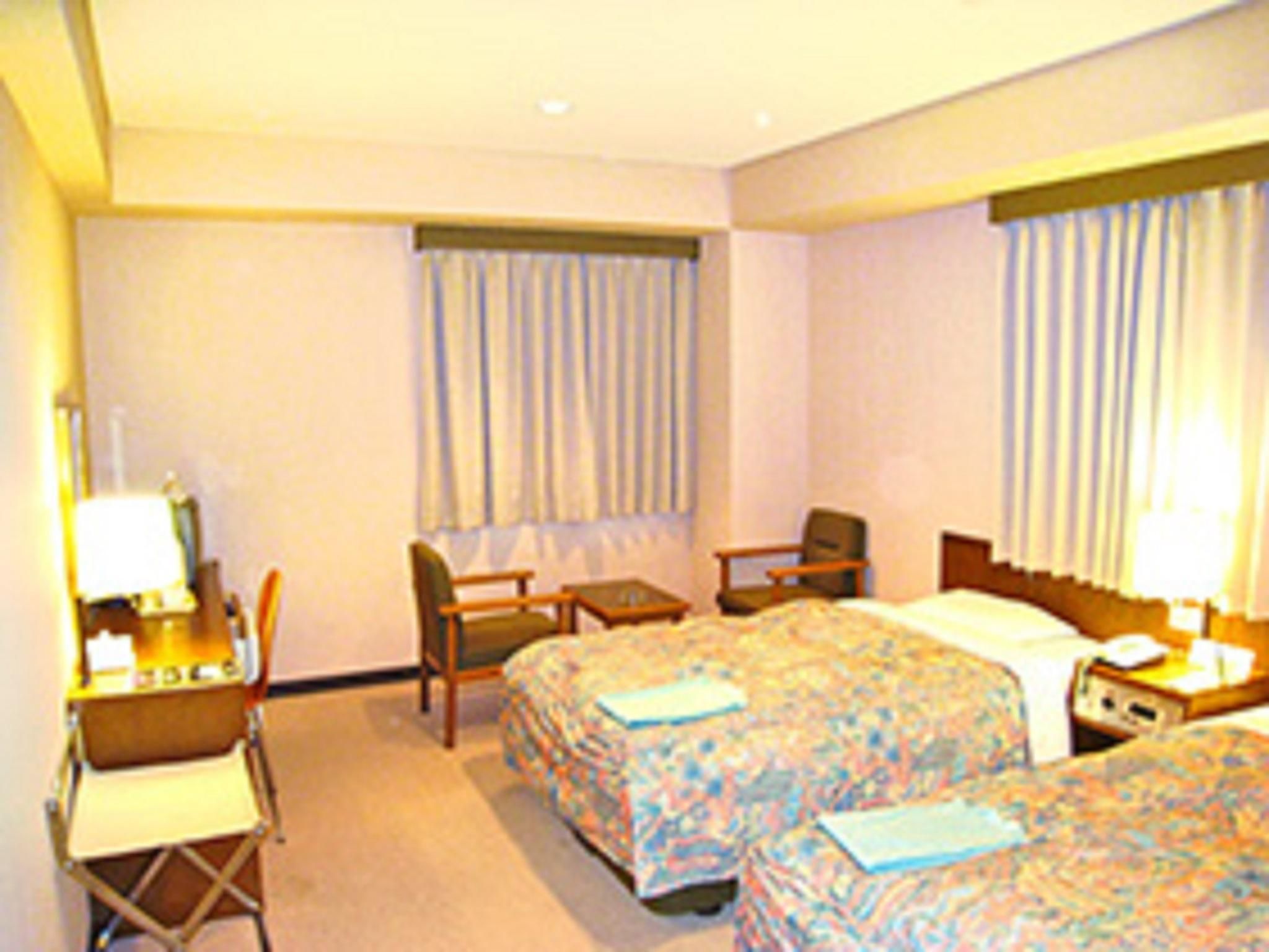 Twin Room Non-Smoking