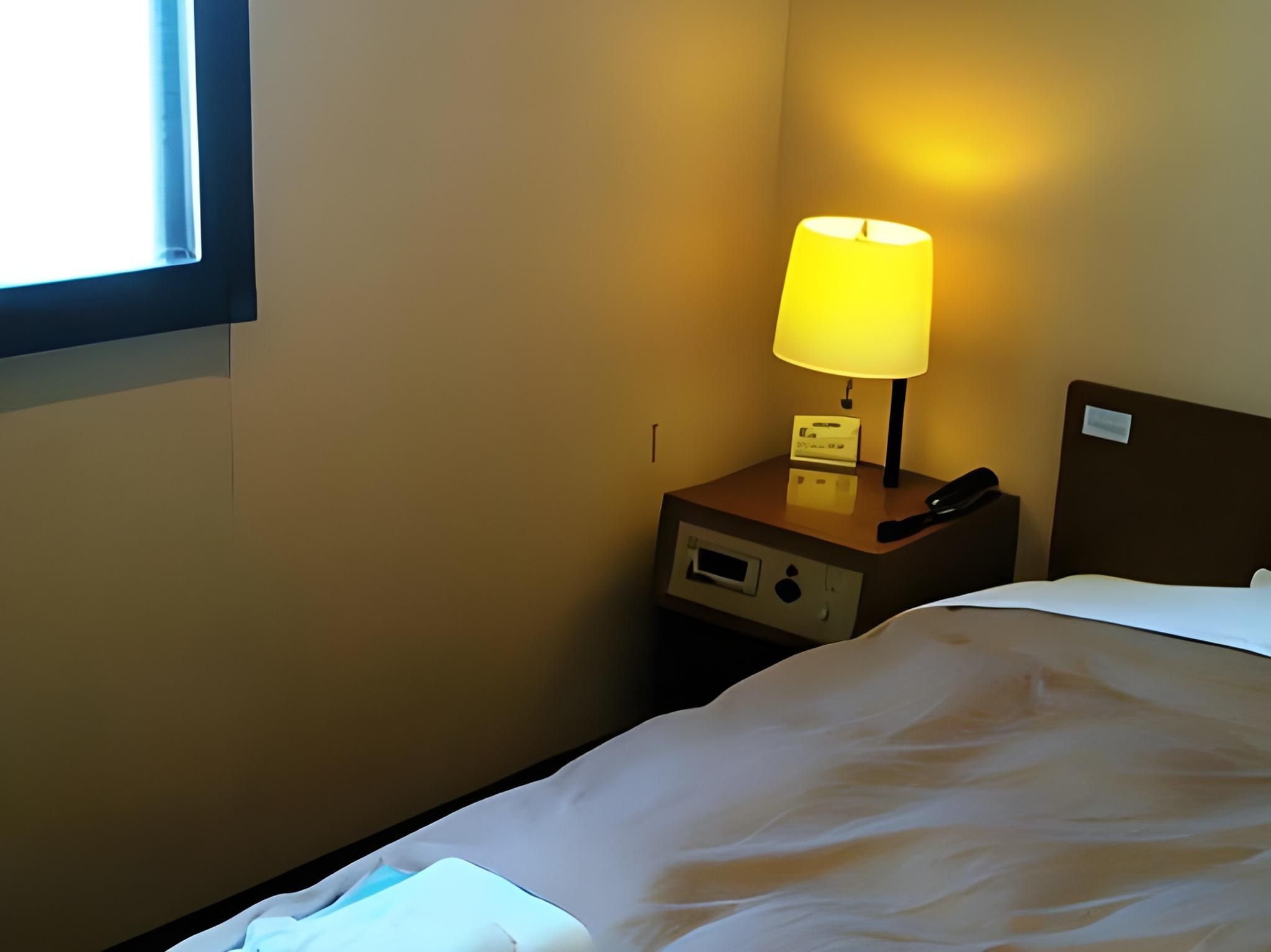 Single Room - Smoking