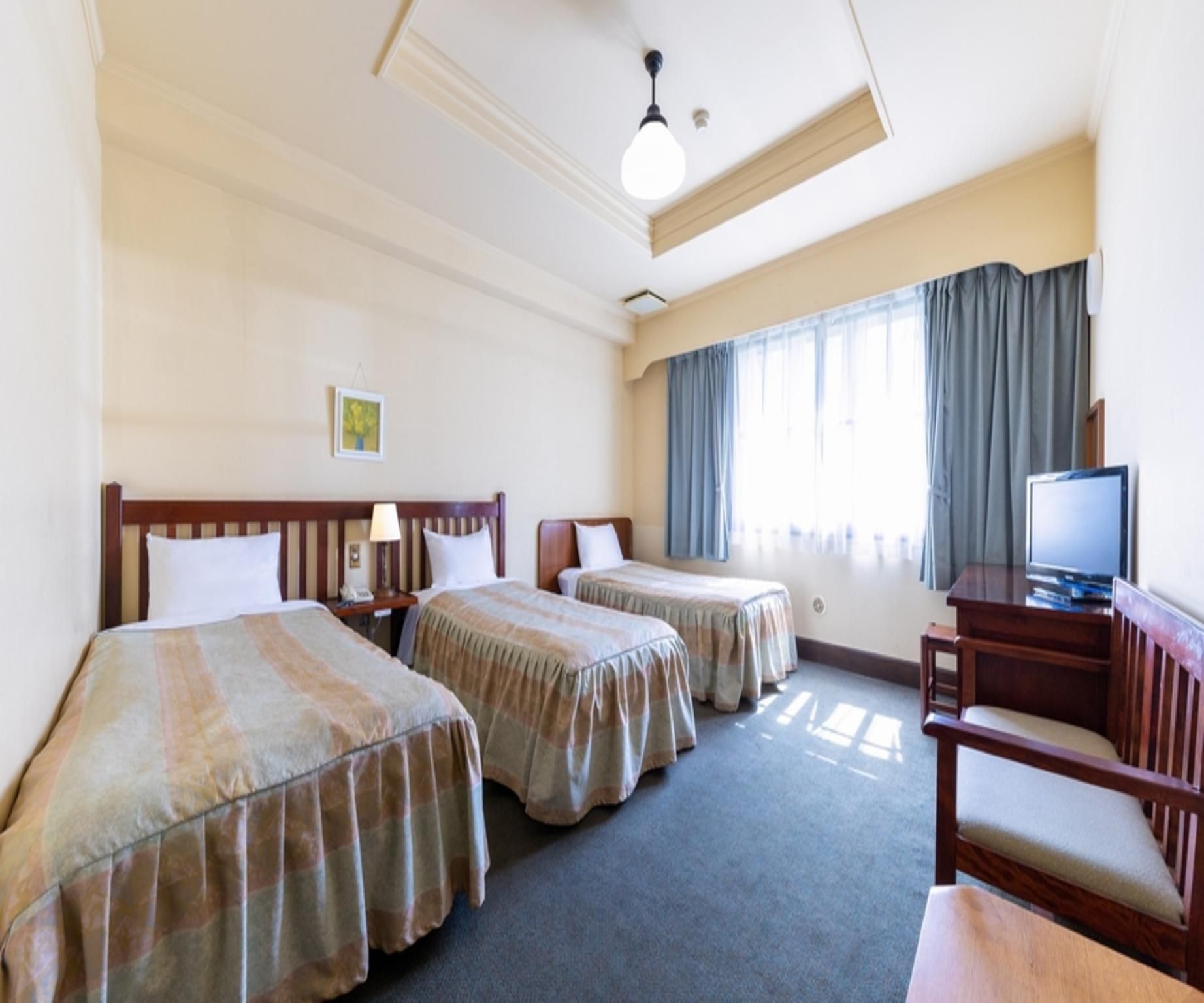 Connecting Room - Non-Smoking
