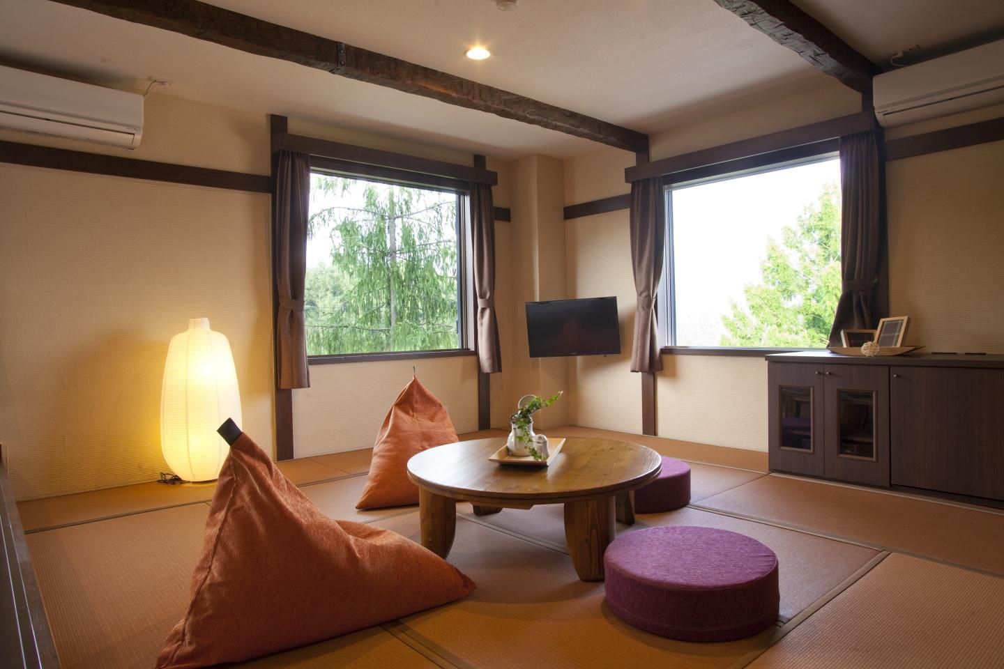 Japanese Western Style with shared bath