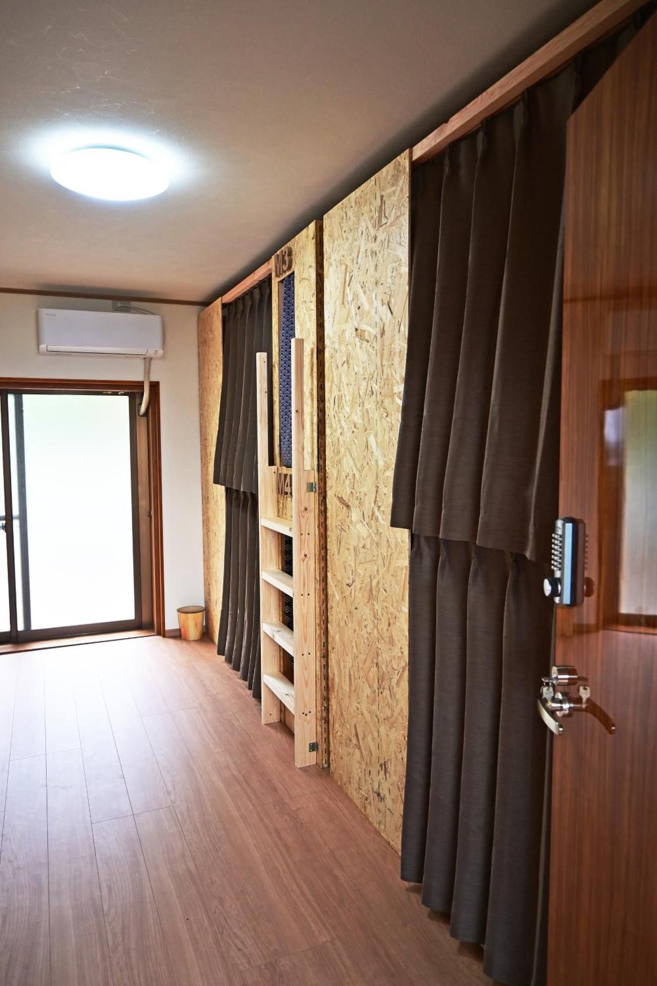 6-Bed Mixed Dormitory Room
