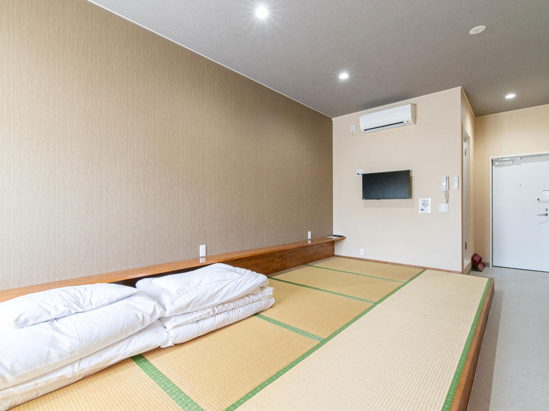 Japanese-Style Room