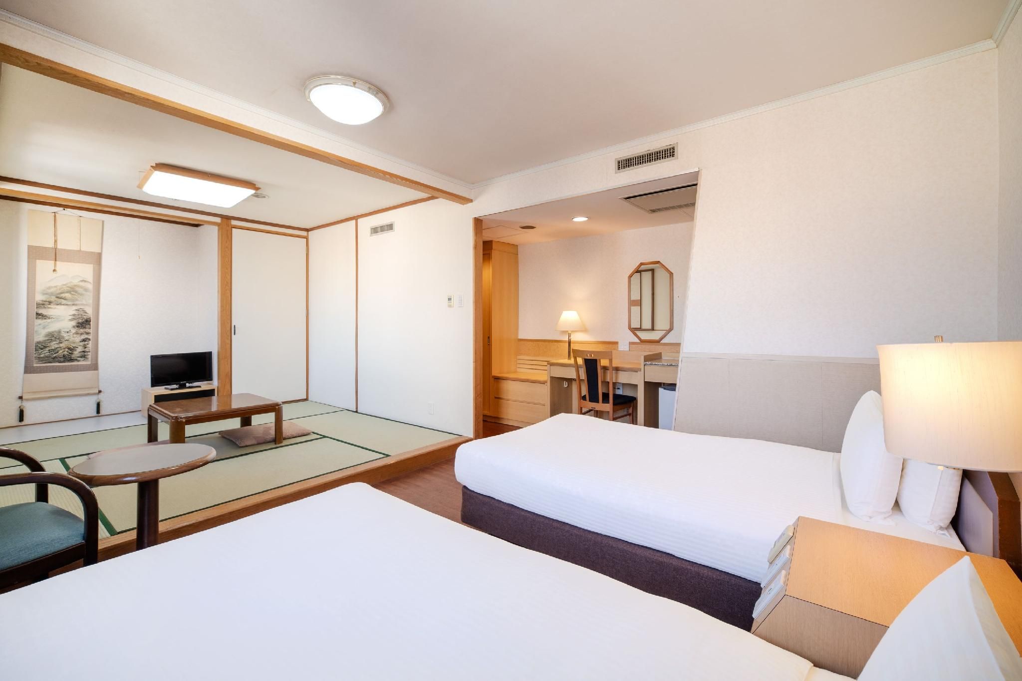 Japanese-Western Style Room with 2 Single Beds - Non-Smoking
